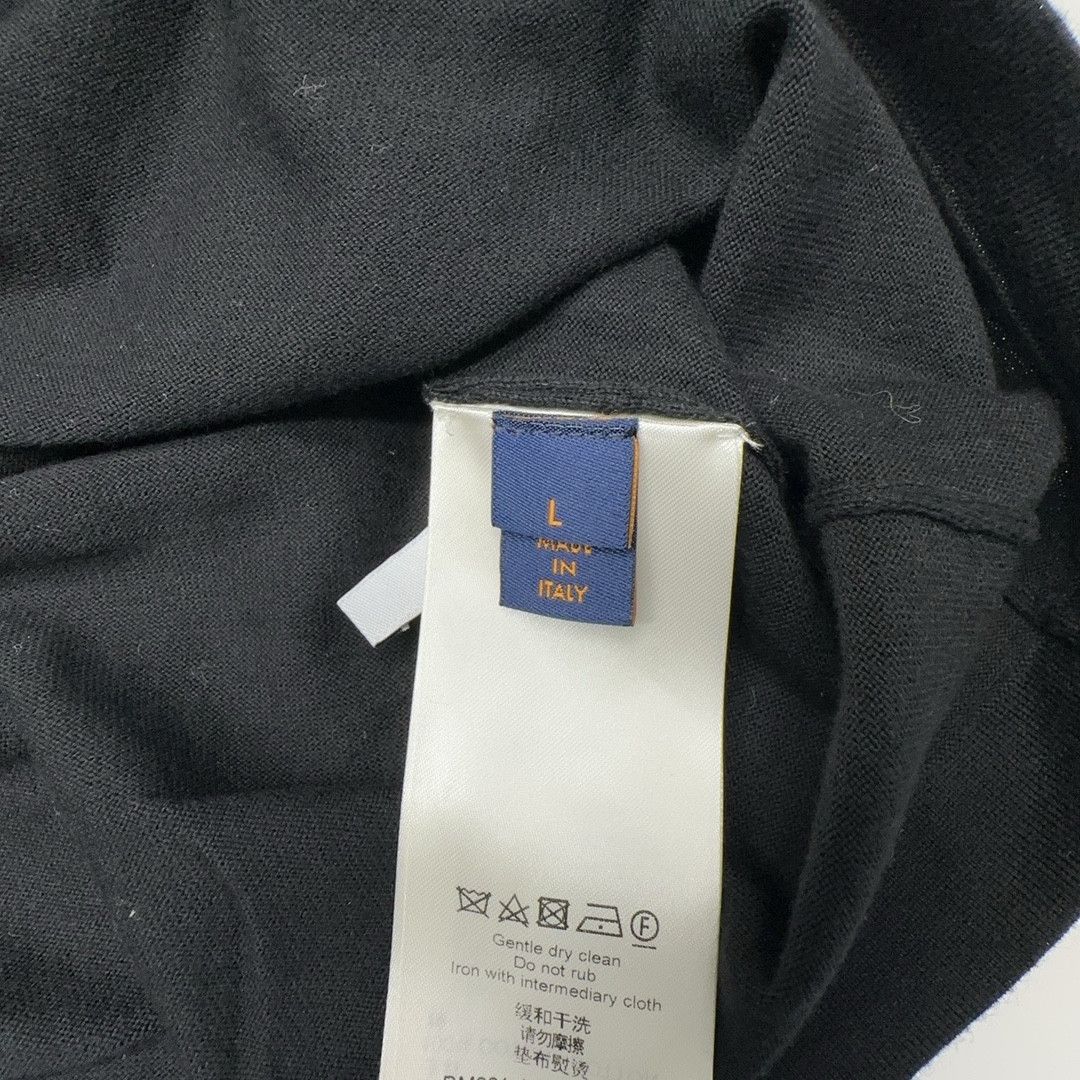 Louis Vuitton Louis Vuitton Oval Logo T-Shirt Size L Size US L / EU 52-54 / 3 - 3 Thumbnail