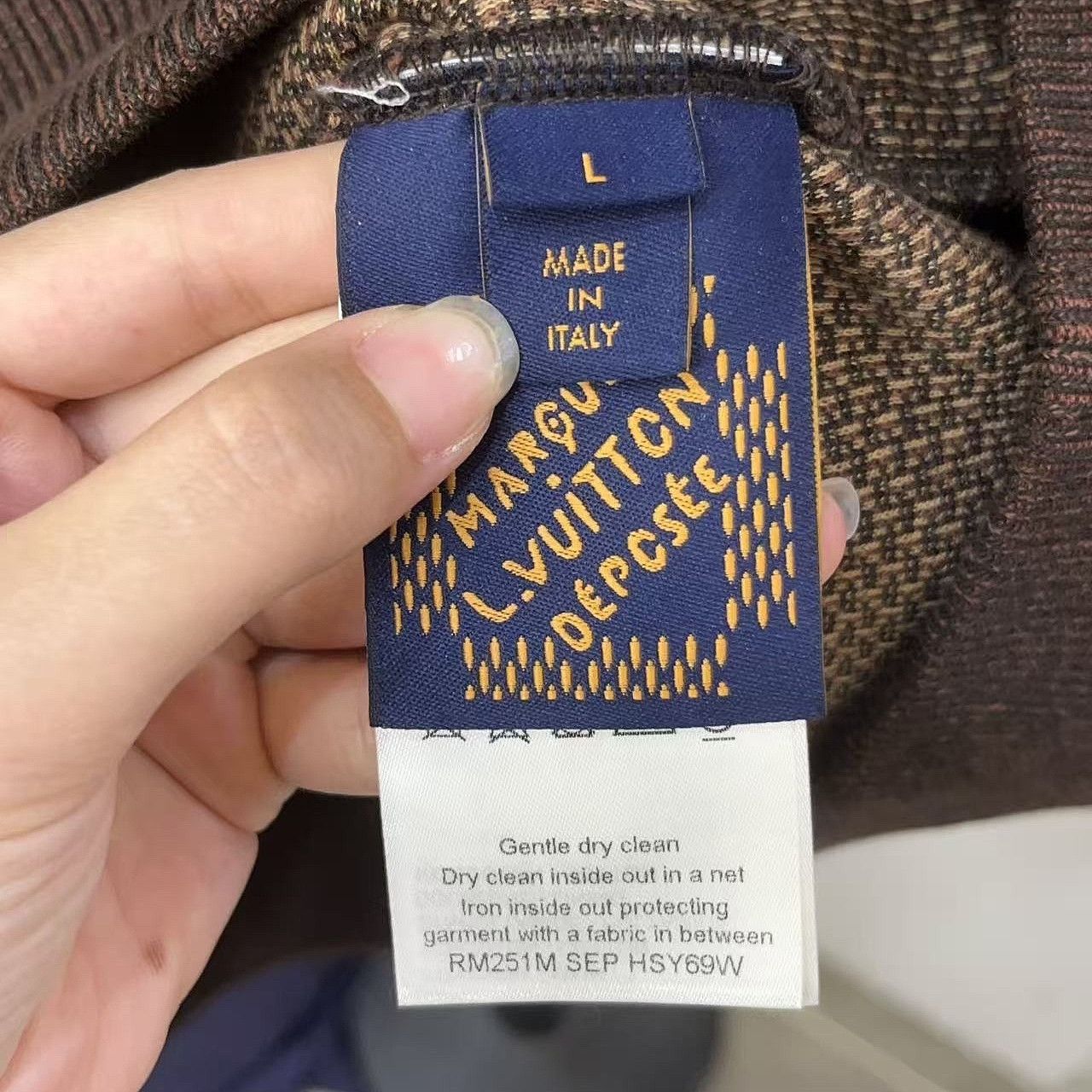 Louis Vuitton Louis Vuitton Multi-Color Checkerboard Zip-Up Sweater L Size US L / EU 52-54 / 3 - 4 Thumbnail