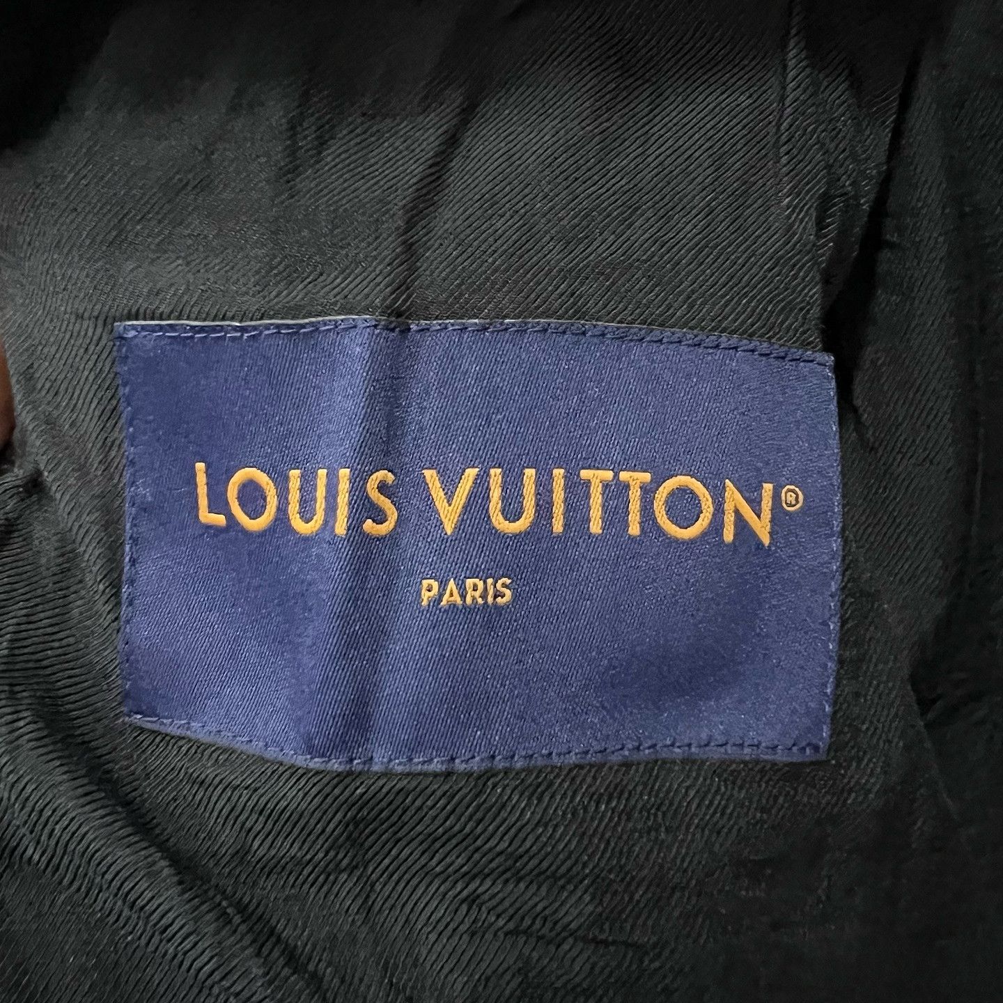 Louis Vuitton Louis Vuitton Textured Jacket Size 48 Size US M / EU 48-50 / 2 - 3 Thumbnail