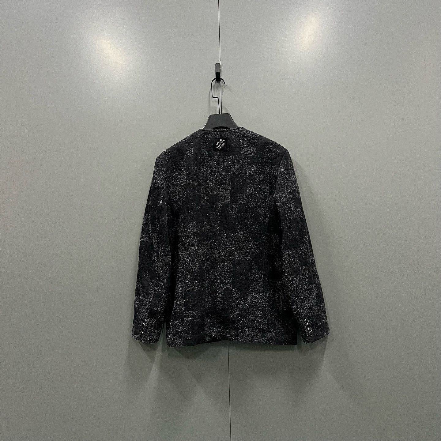 Louis Vuitton Louis Vuitton Textured Jacket Size 48 Size US M / EU 48-50 / 2 - 2 Thumbnail