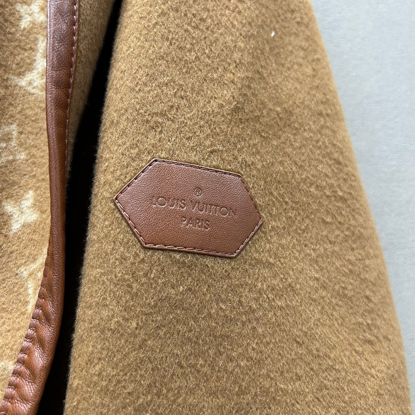 Louis Vuitton Louis Vuitton Monogram Hooded Wool Coat Size 36 Size XS / US 0-2 / IT 36-38 - 7 Thumbnail