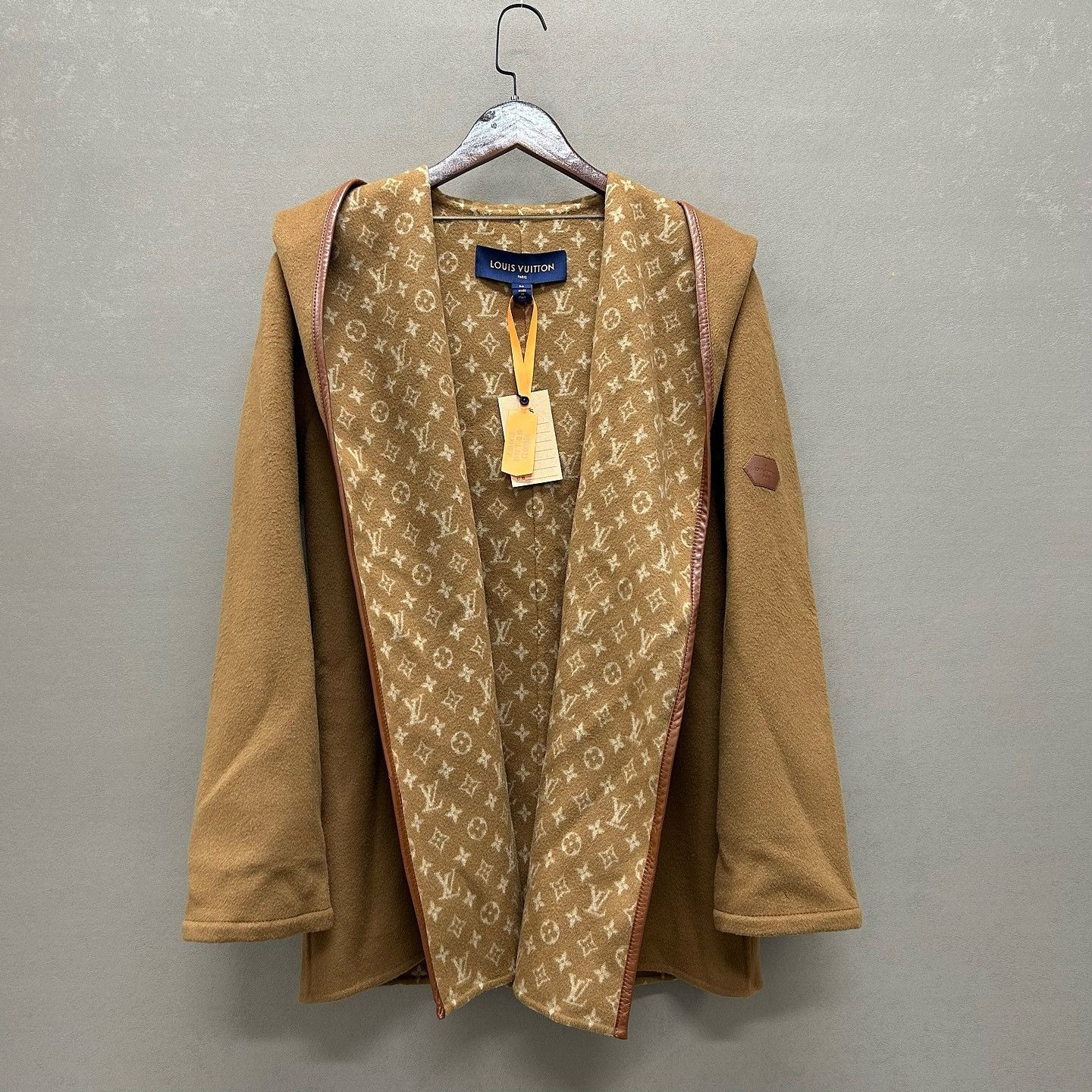 Louis Vuitton Louis Vuitton Monogram Hooded Wool Coat Size 36 Size XS / US 0-2 / IT 36-38 - 9 Thumbnail