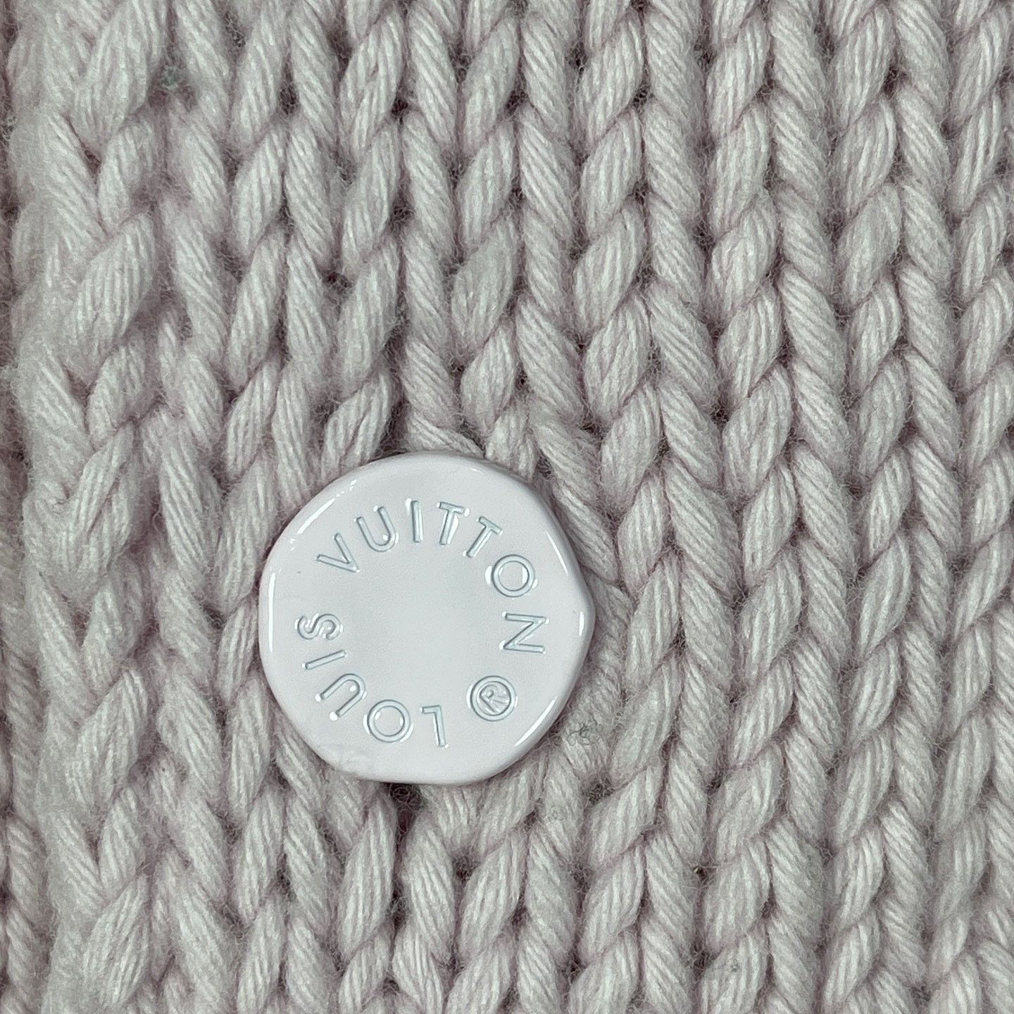 Louis Vuitton Louis Vuitton Pink Knit Cardigan Size XS Size US XS / EU 42 / 0 - 8 Thumbnail