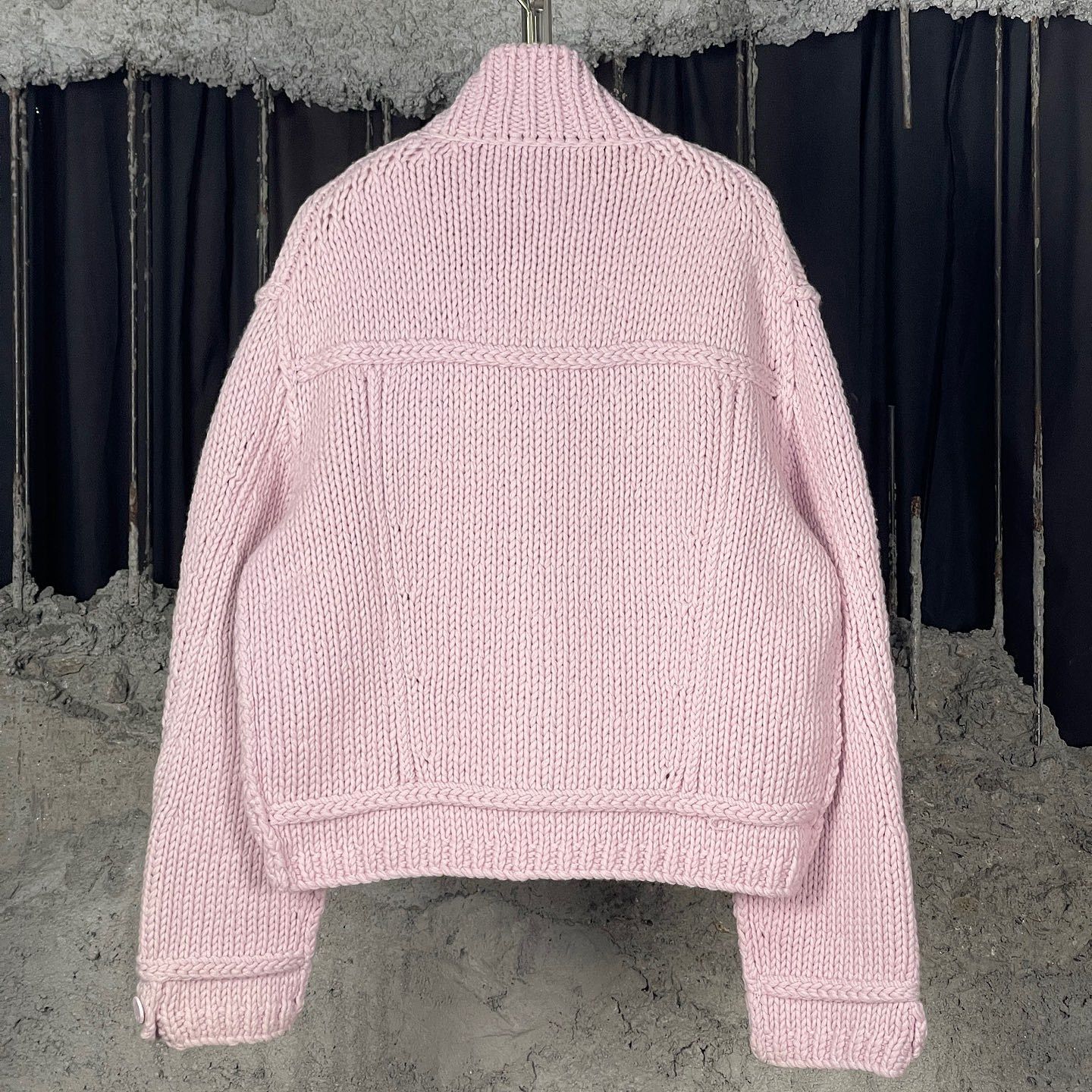 Louis Vuitton Louis Vuitton Pink Knit Cardigan Size XS Size US XS / EU 42 / 0 - 2 Thumbnail