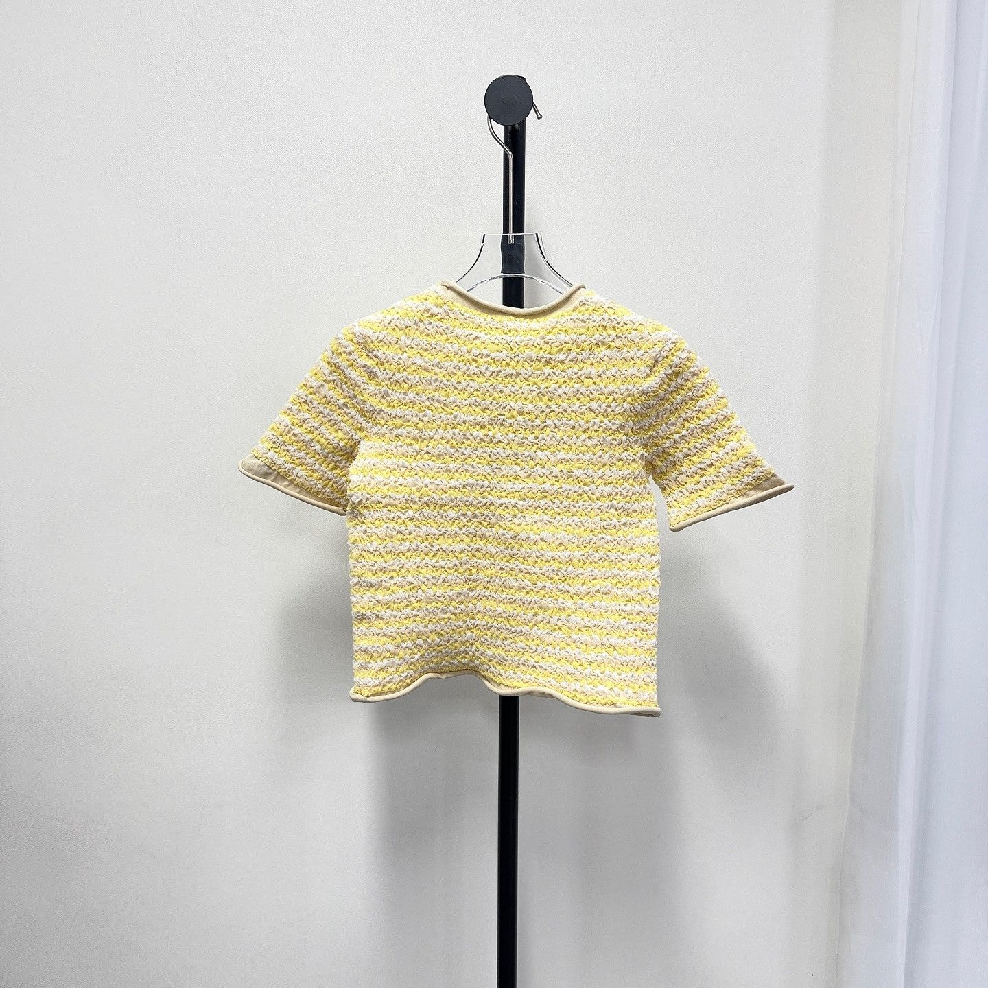 Louis Vuitton Louis Vuitton Striped Textured Short Sleeve T-Shirt Size M Size M / US 6-8 / IT 42-44 - 2 Thumbnail