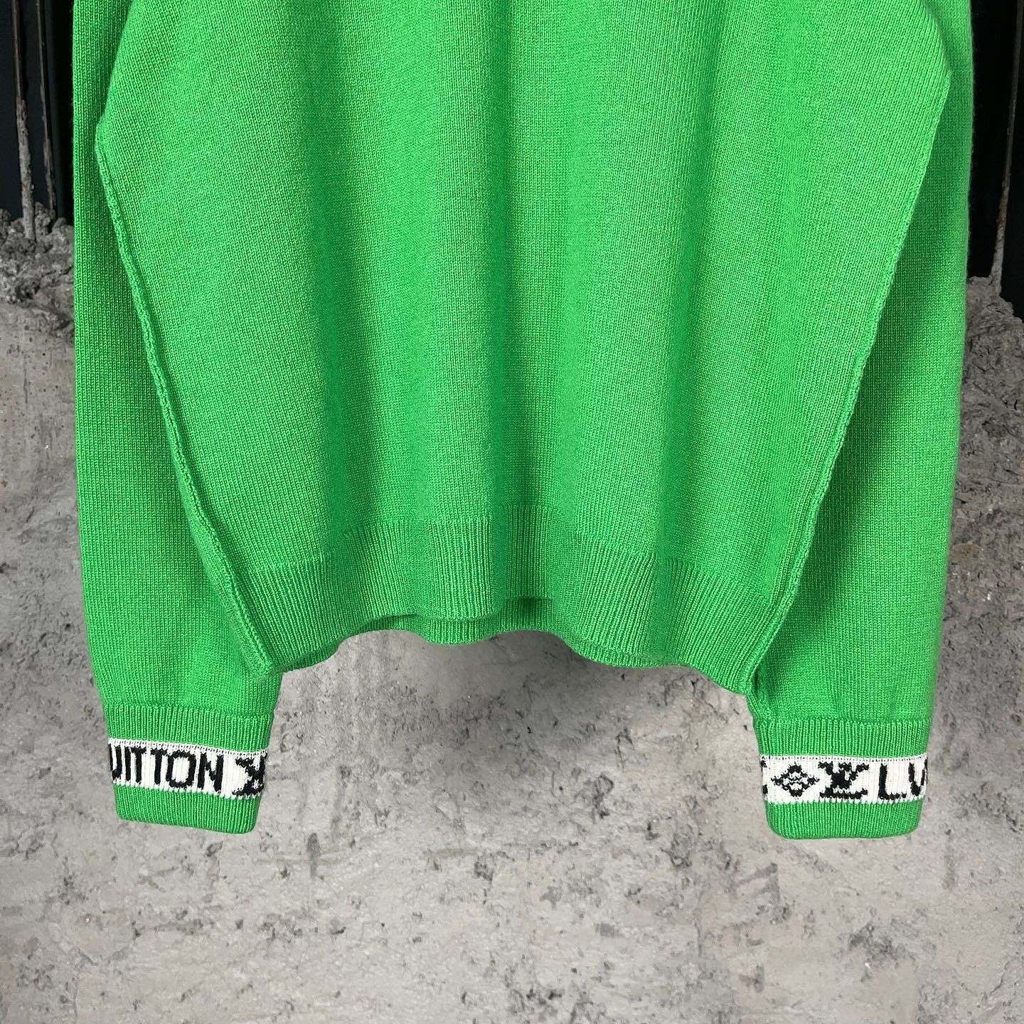 Louis Vuitton Louis Vuitton Green Logo Cuff Cashmere Sweater Size XS Size US XS / EU 42 / 0 - 6 Thumbnail