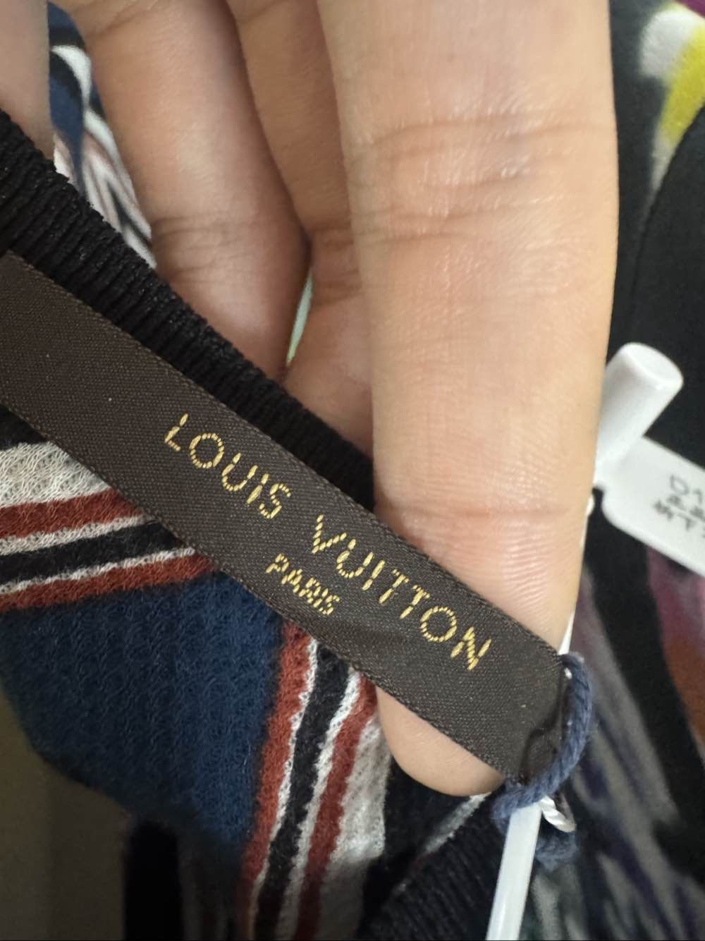 Louis Vuitton Louis Vuitton Zigzag Knit T-Shirt Size XL Size US XL / EU 56 / 4 - 3 Thumbnail