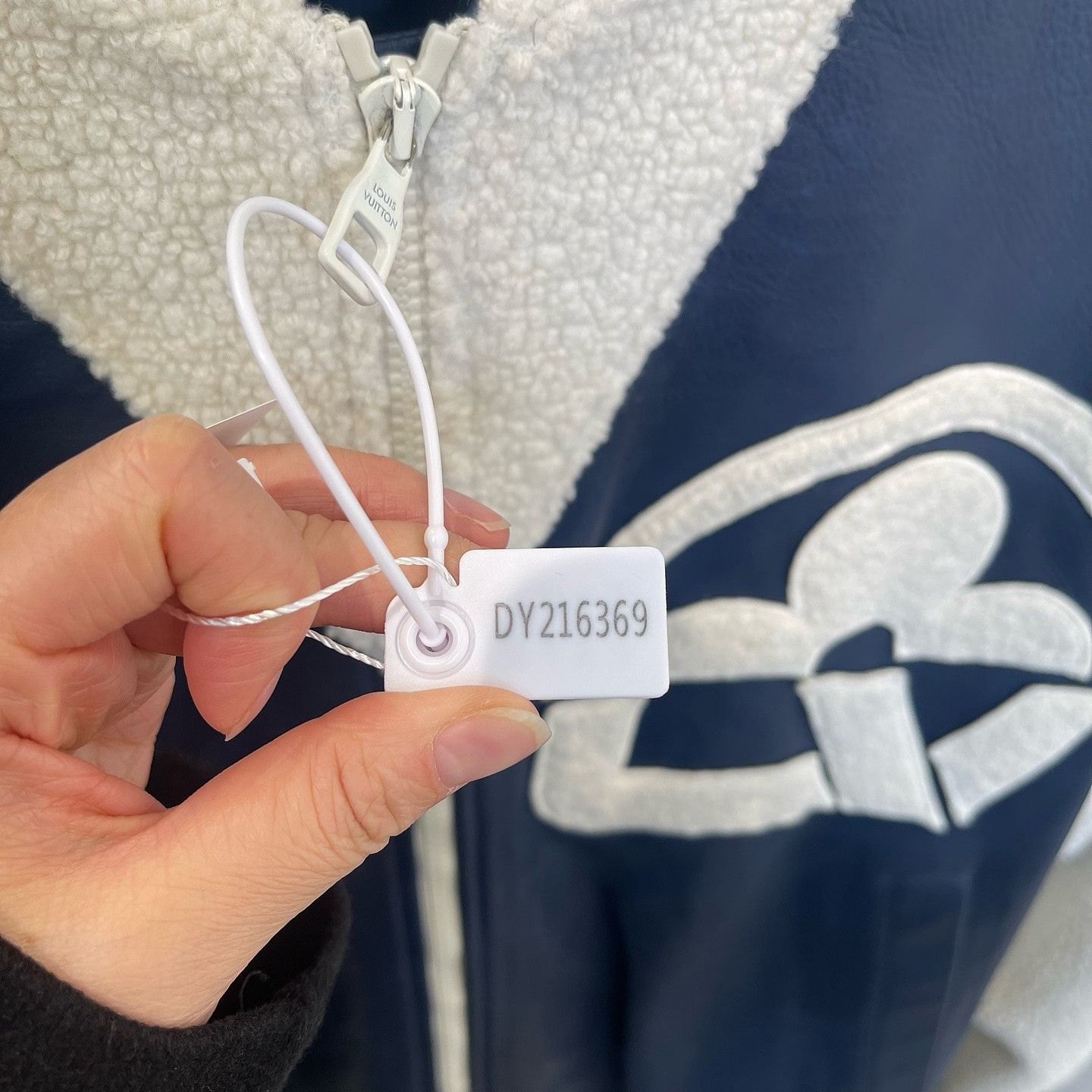 Louis Vuitton Louis Vuitton Monogram Graphic Leather Bomber Jacket Size M Size US M / EU 48-50 / 2 - 5 Thumbnail