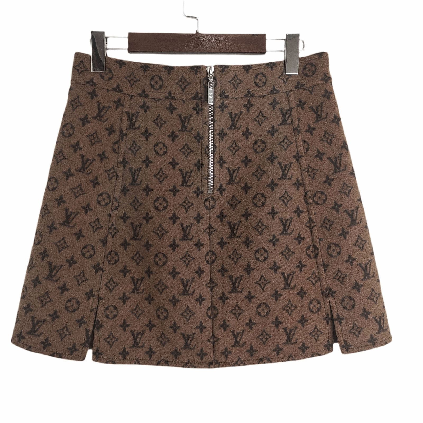 Louis Vuitton Louis Vuitton Monogram Mini Skirt Size 38 Size 27" / US 4 / IT 40 - 2 Thumbnail