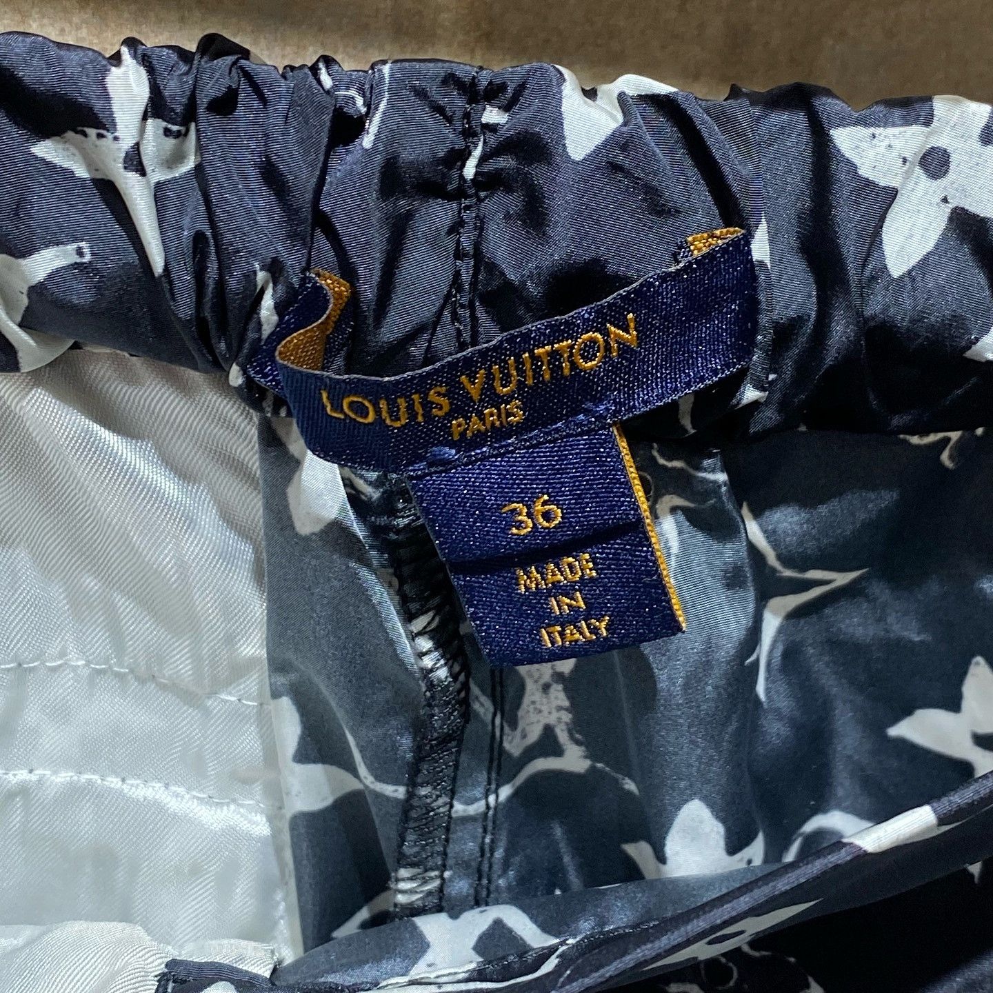 Louis Vuitton LOUIS VUITTON Monogram Joggers Size 36 Size 25" / US 0 / IT 36 - 3 Thumbnail