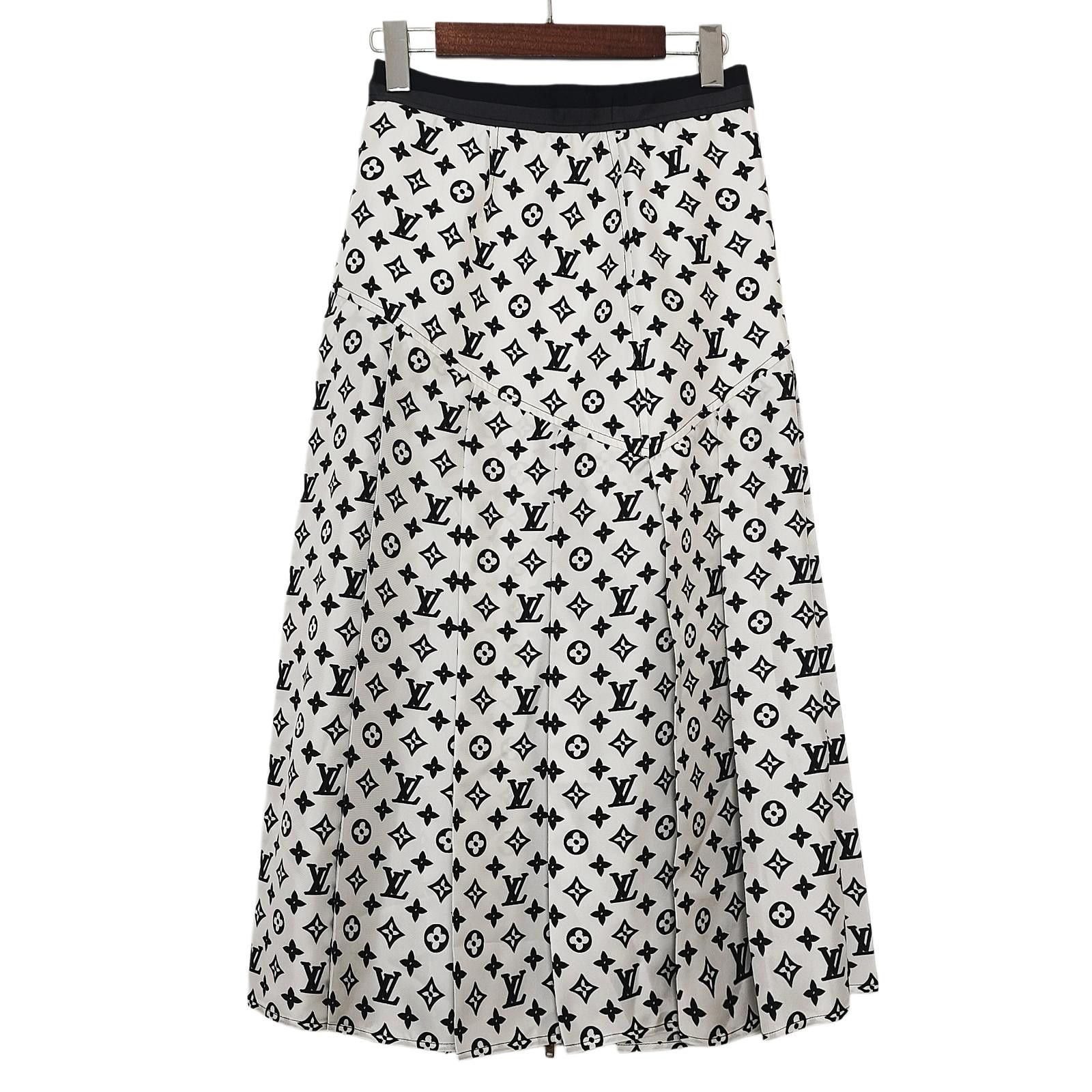 Louis Vuitton Louis Vuitton Monogram Midi Skirt Size 34 Size 24" / US 00 / IT 34 - 2 Thumbnail