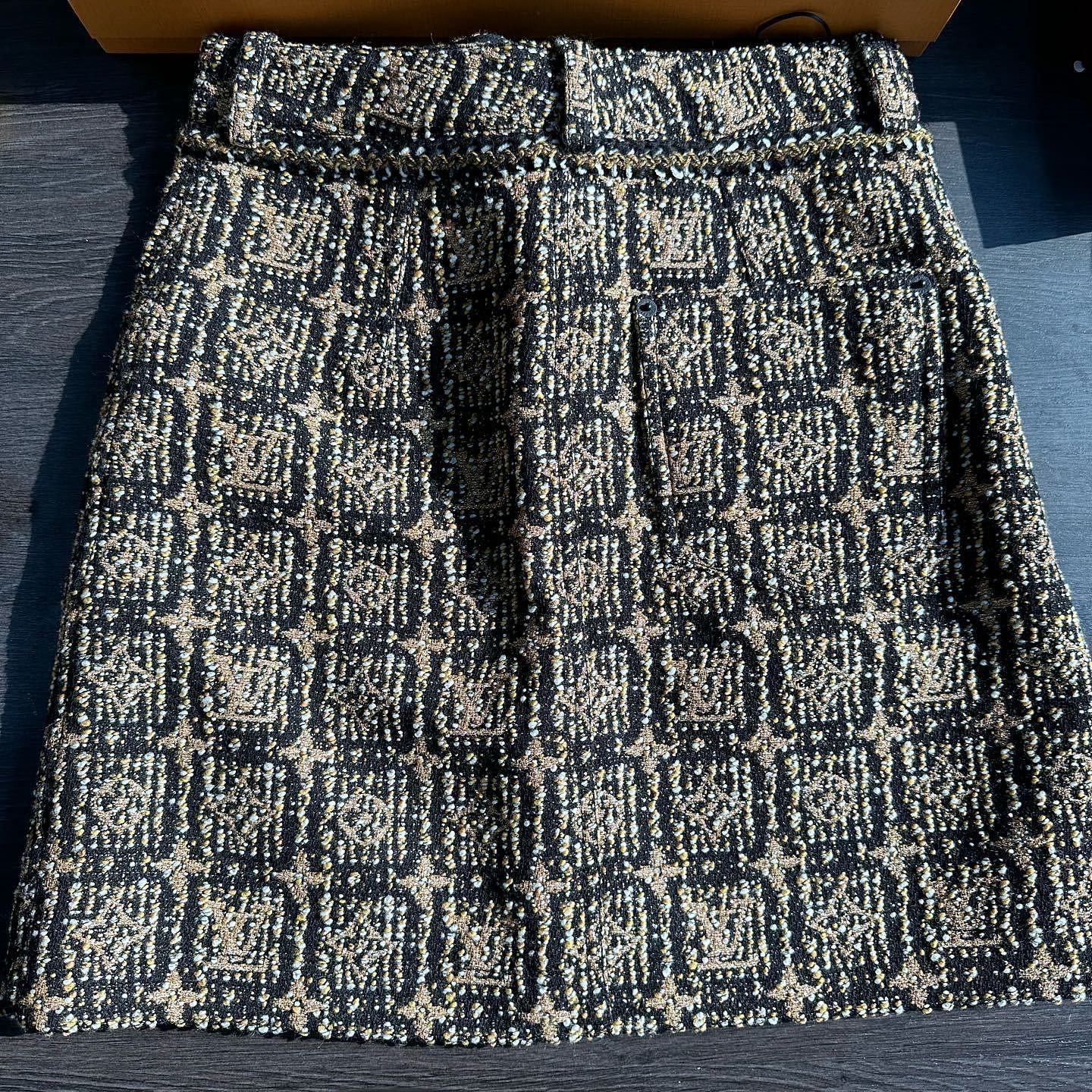 Louis Vuitton Louis Vuitton Monogram Tweed Mini Skirt Size 34 Size 24" / US 00 / IT 34 - 2 Thumbnail