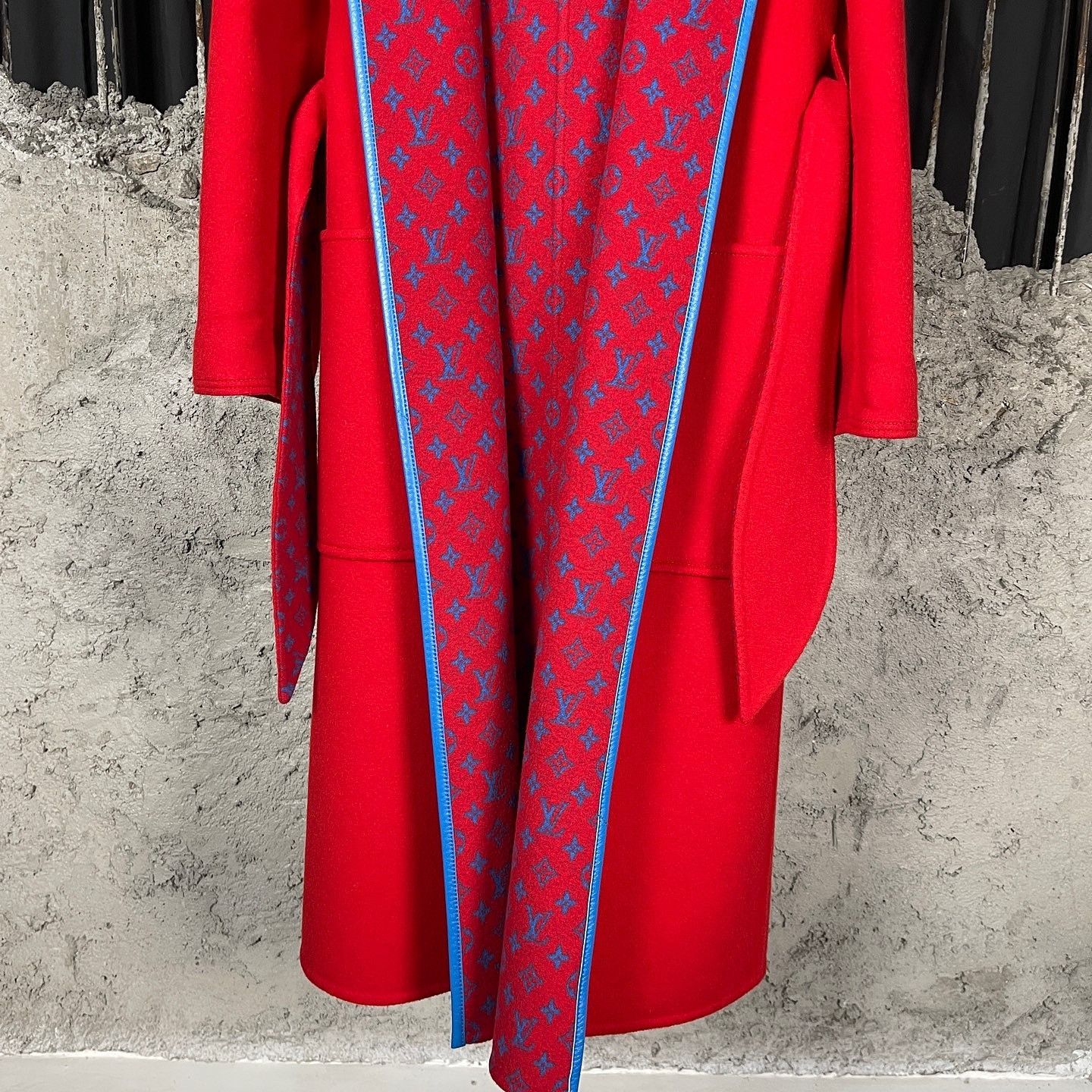 Louis Vuitton Louis Vuitton Monogram Robe Coat Size 34 Size XXS / US 00 / IT 34 - 6 Thumbnail