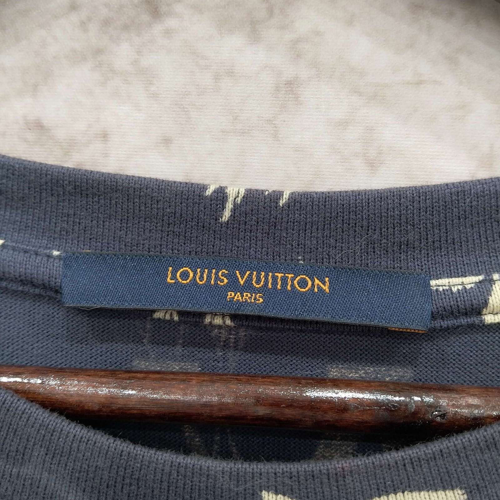 Louis Vuitton Louis Vuitton Floral Monogram T-Shirt Size M Size US M / EU 48-50 / 2 - 3 Thumbnail