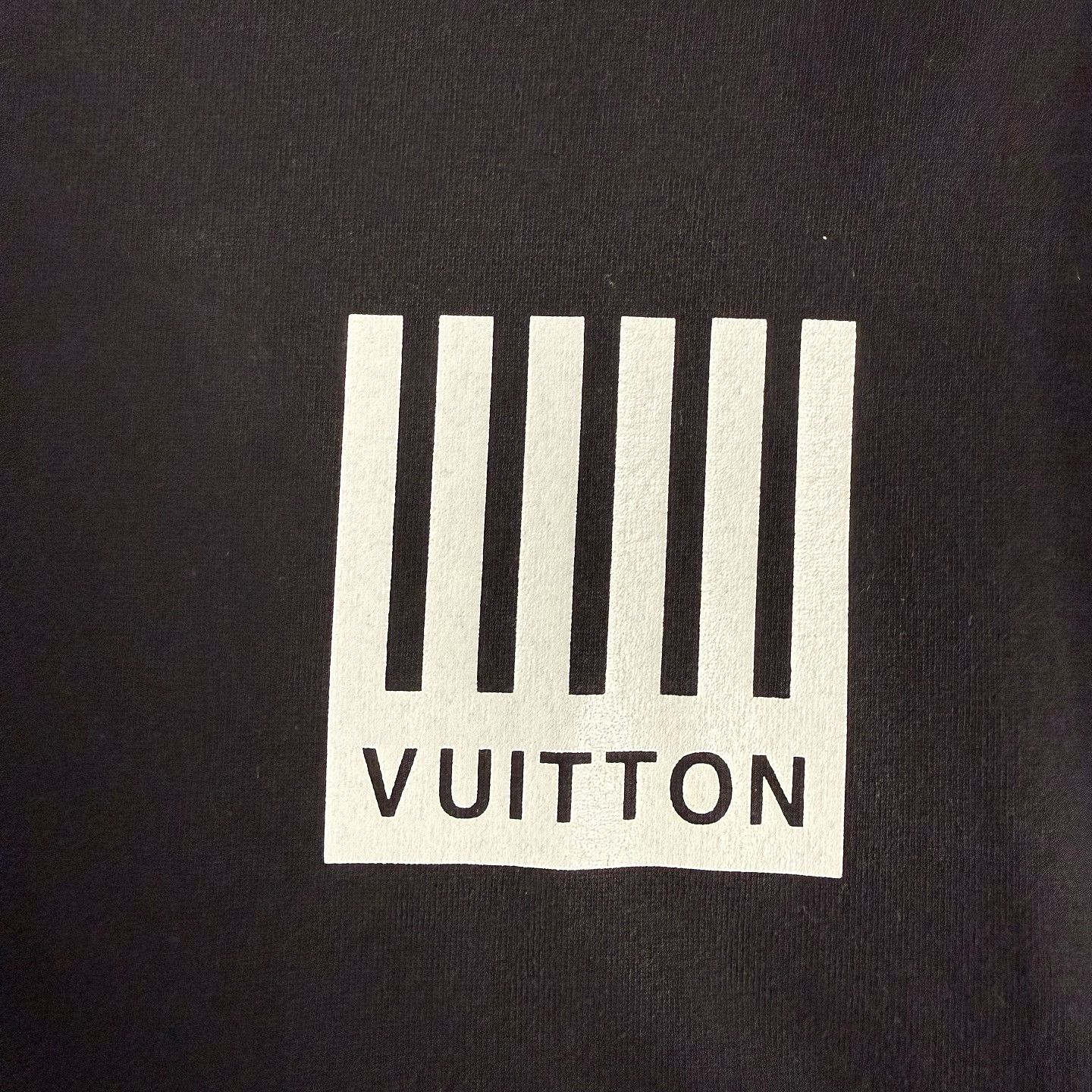 Louis Vuitton Louis Vuitton Piano Keys Graphic T-Shirt XL Size US XL / EU 56 / 4 - 3 Thumbnail