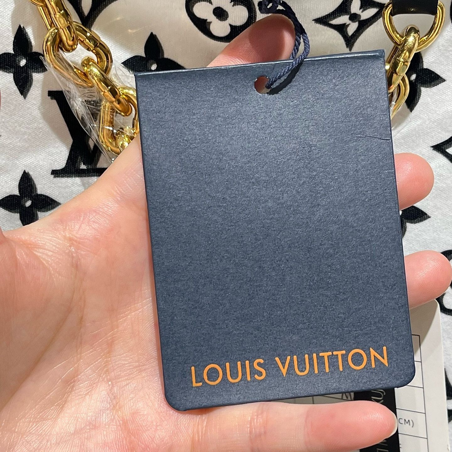 Louis Vuitton Louis Vuitton Monogram Chain T-Shirt Size M Size M / US 6-8 / IT 42-44 - 6 Thumbnail