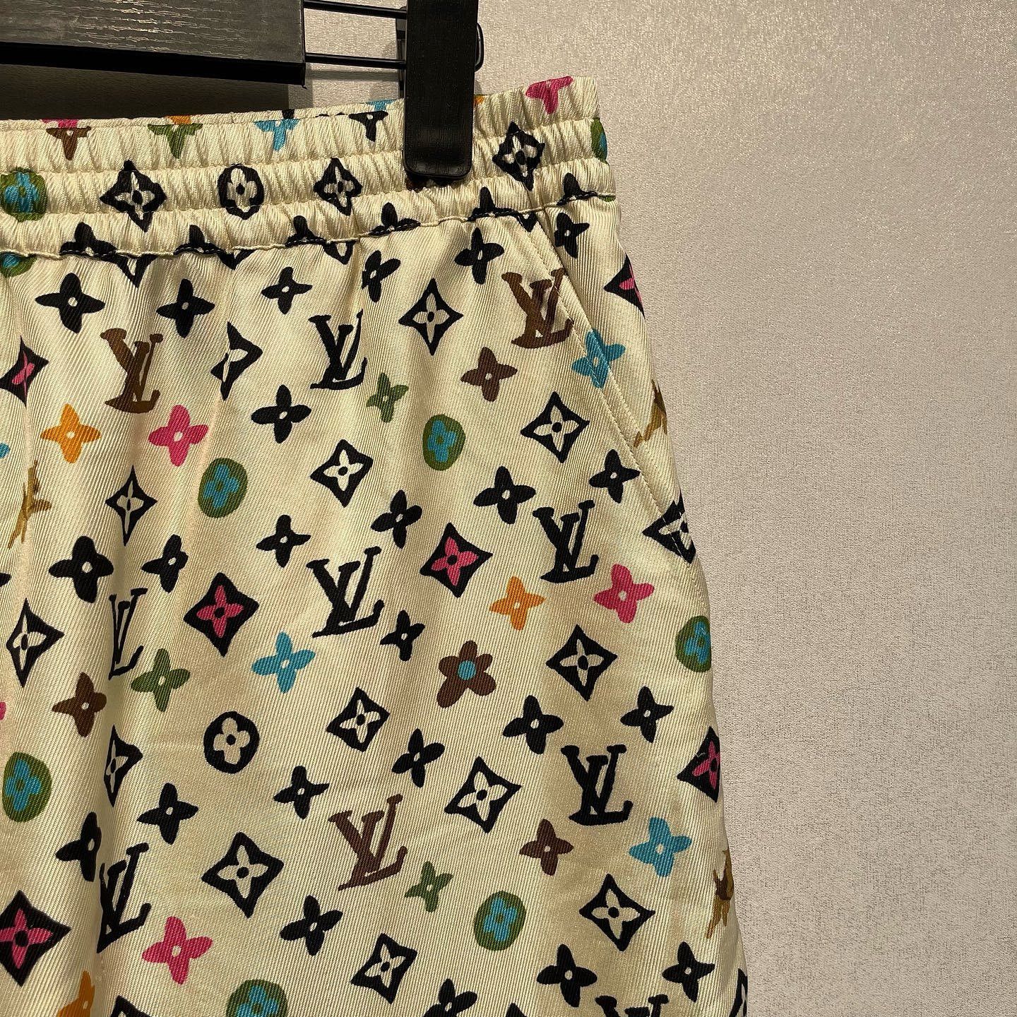 Louis Vuitton Louis Vuitton Monogram Shorts Size 32 Size US 32 / EU 48 - 5 Thumbnail