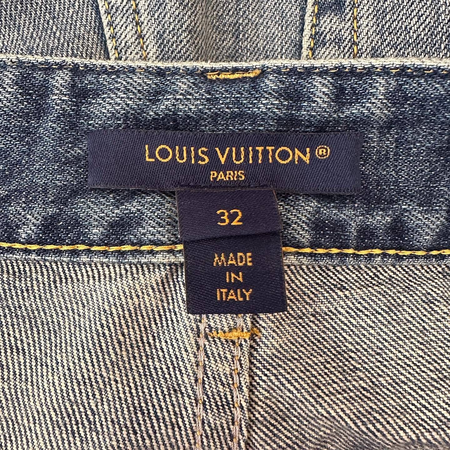 Louis Vuitton Louis Vuitton Monogram Leather Patch Denim Shorts Size 32 Size 24" / US 00 / IT 34 - 3 Thumbnail