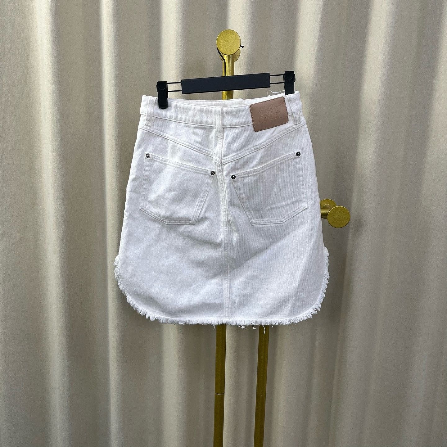 Louis Vuitton Louis Vuitton Frayed Hem Denim Mini Skirt Size 34 Size 25" / US 0 / IT 36 - 2 Thumbnail