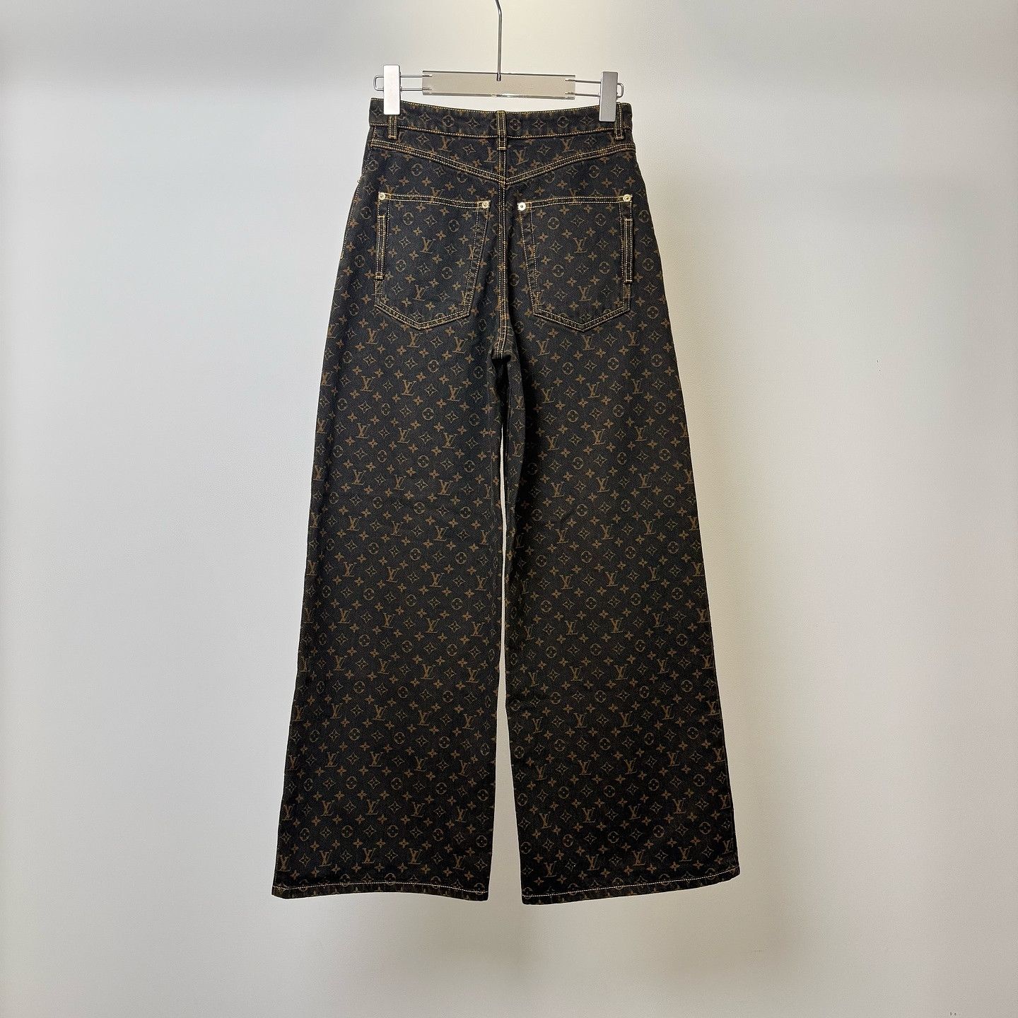 Louis Vuitton Louis Vuitton Monogram Jeans Size 34 Size 25" / US 0 / IT 36 - 2 Thumbnail