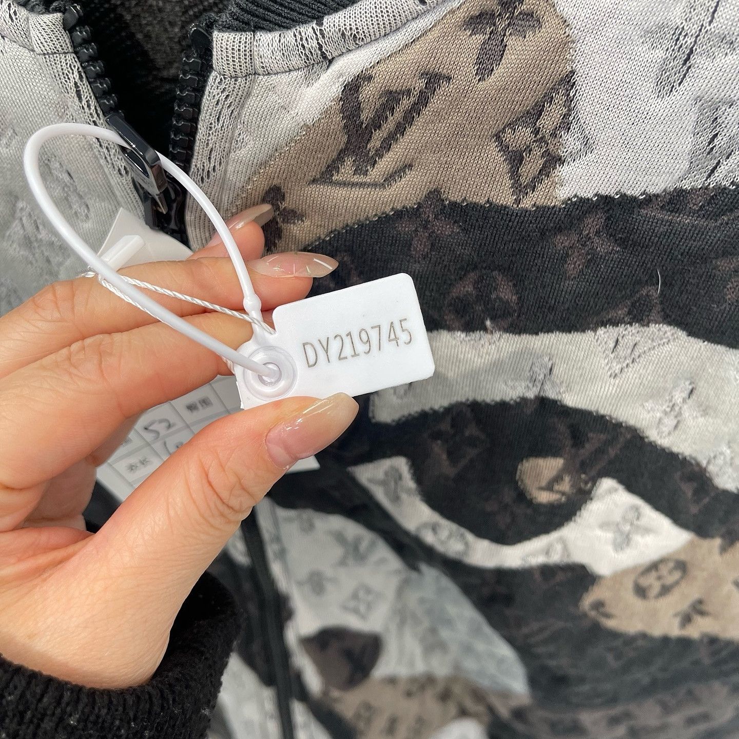 Louis Vuitton Louis Vuitton Monogram Face Bomber Jacket Size M Size US M / EU 48-50 / 2 - 6 Thumbnail