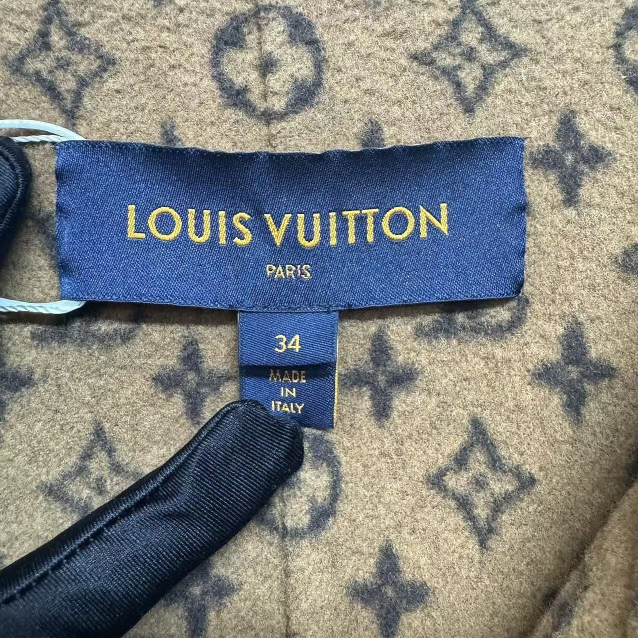 Louis Vuitton Louis Vuitton Monogram Hooded Coat Size 34 Size XS / US 0-2 / IT 36-38 - 3 Thumbnail
