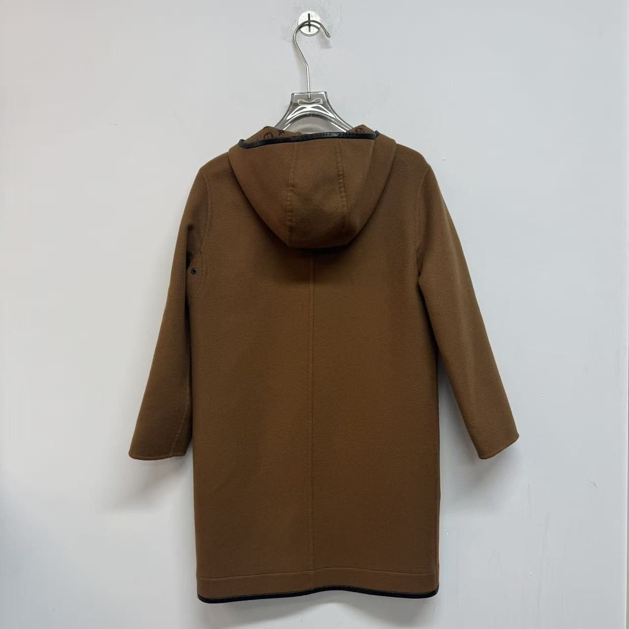 Louis Vuitton Louis Vuitton Monogram Hooded Coat Size 34 Size XS / US 0-2 / IT 36-38 - 2 Thumbnail
