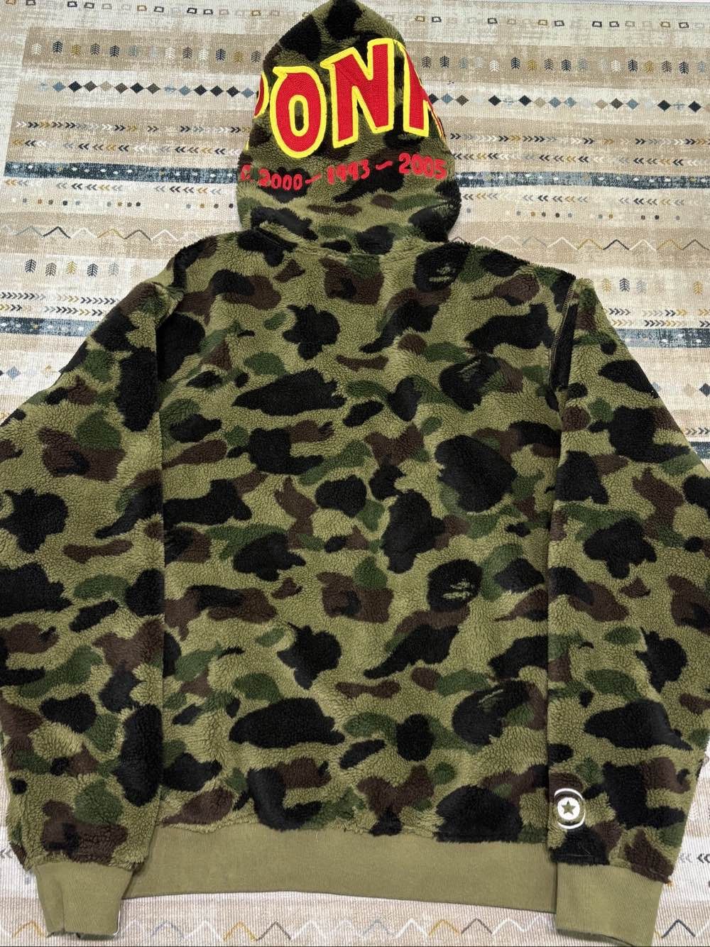 Bape A Bathing Ape Green Camo Shark Hoodie Size L Size US L / EU 52-54 / 3 - 2 Thumbnail