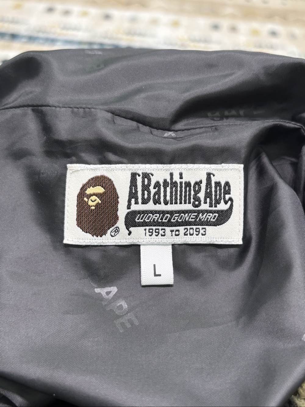Bape A Bathing Ape Green Camo Shark Hoodie Size L Size US L / EU 52-54 / 3 - 3 Thumbnail