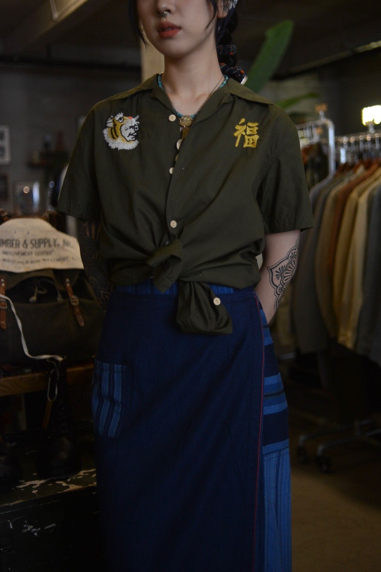 Studio D'Artisan Studio D'artisan Embroidered Short-Sleeve Shirt Size US M / EU 48-50 / 2 - 6 Thumbnail