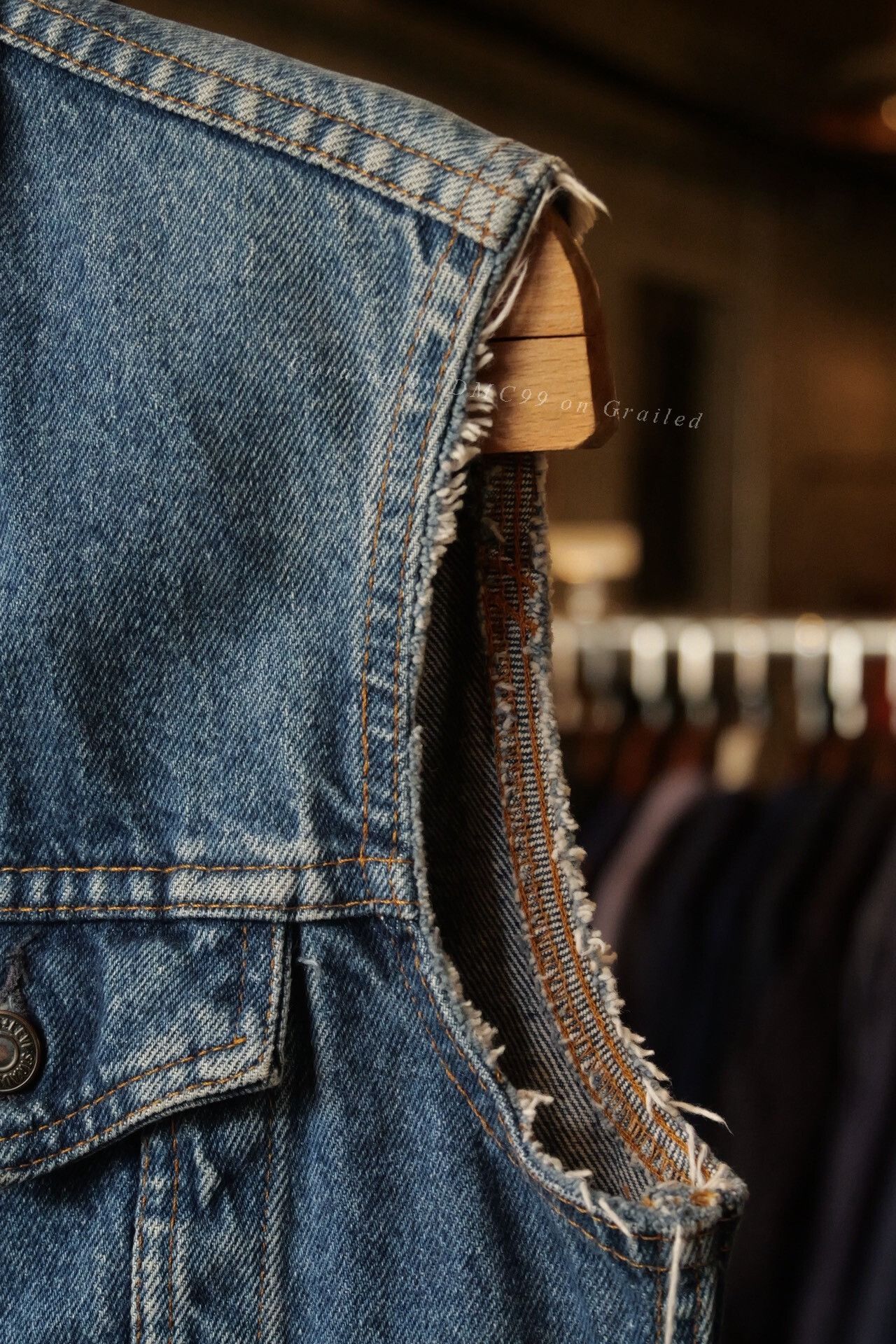 Levi's Vintage Clothing Levi's 1990s Remake Sleeveless Denim Vest Size US M / EU 48-50 / 2 - 4 Thumbnail