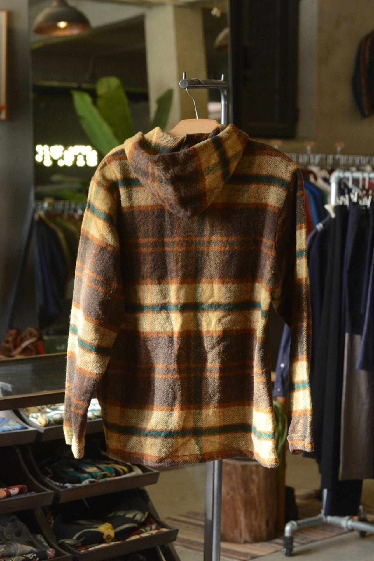 Woolrich Woolen Mills Woolrich 1970s Plaid Wool Hooded Sweater Size US M / EU 48-50 / 2 - 5 Thumbnail