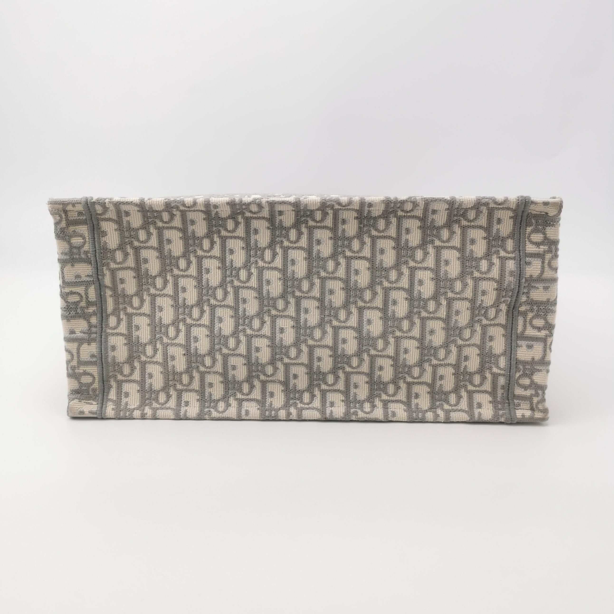 Dior Dior Women os Tote Bags Size ONE SIZE - 6 Thumbnail