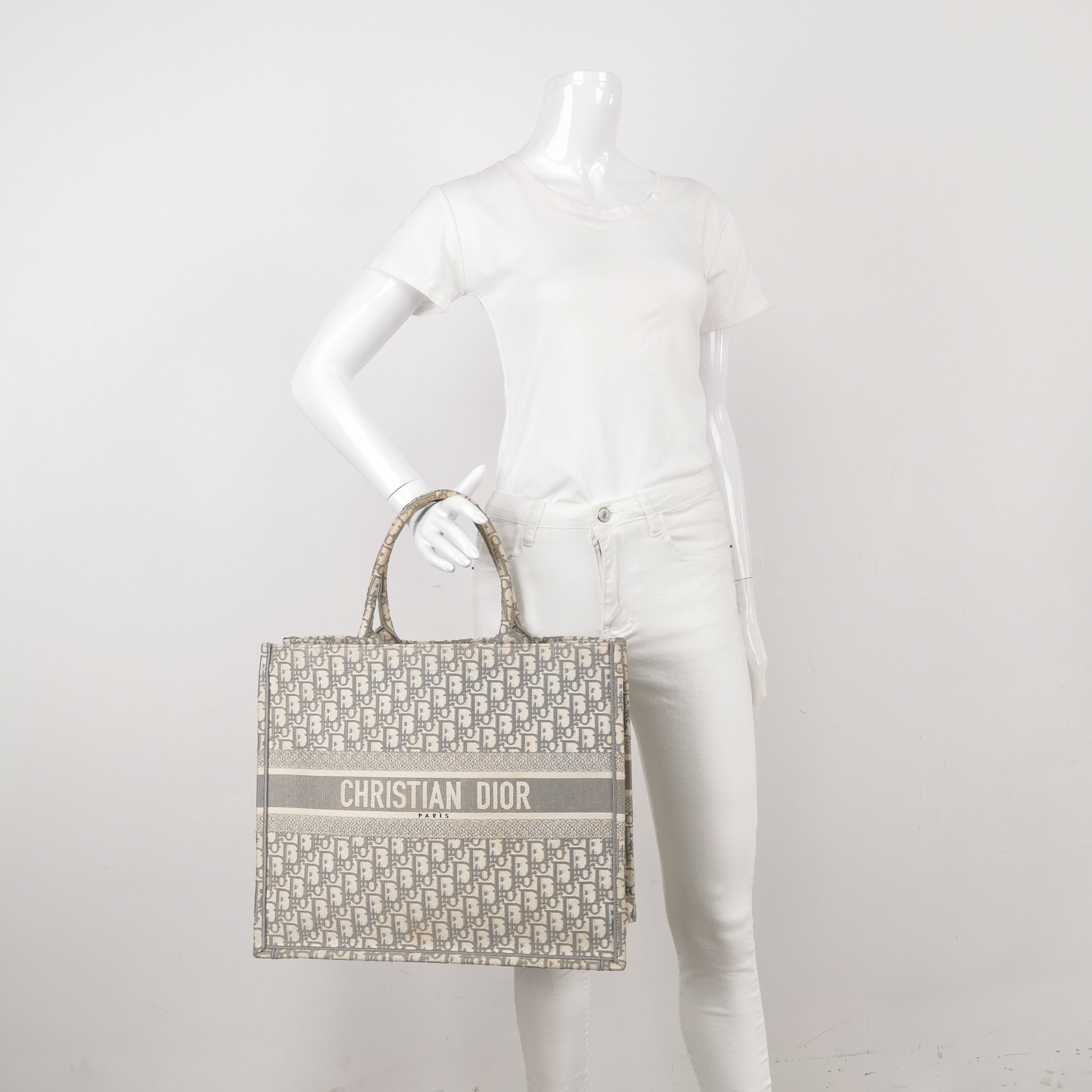 Dior Dior Women os Tote Bags Size ONE SIZE - 2 Thumbnail