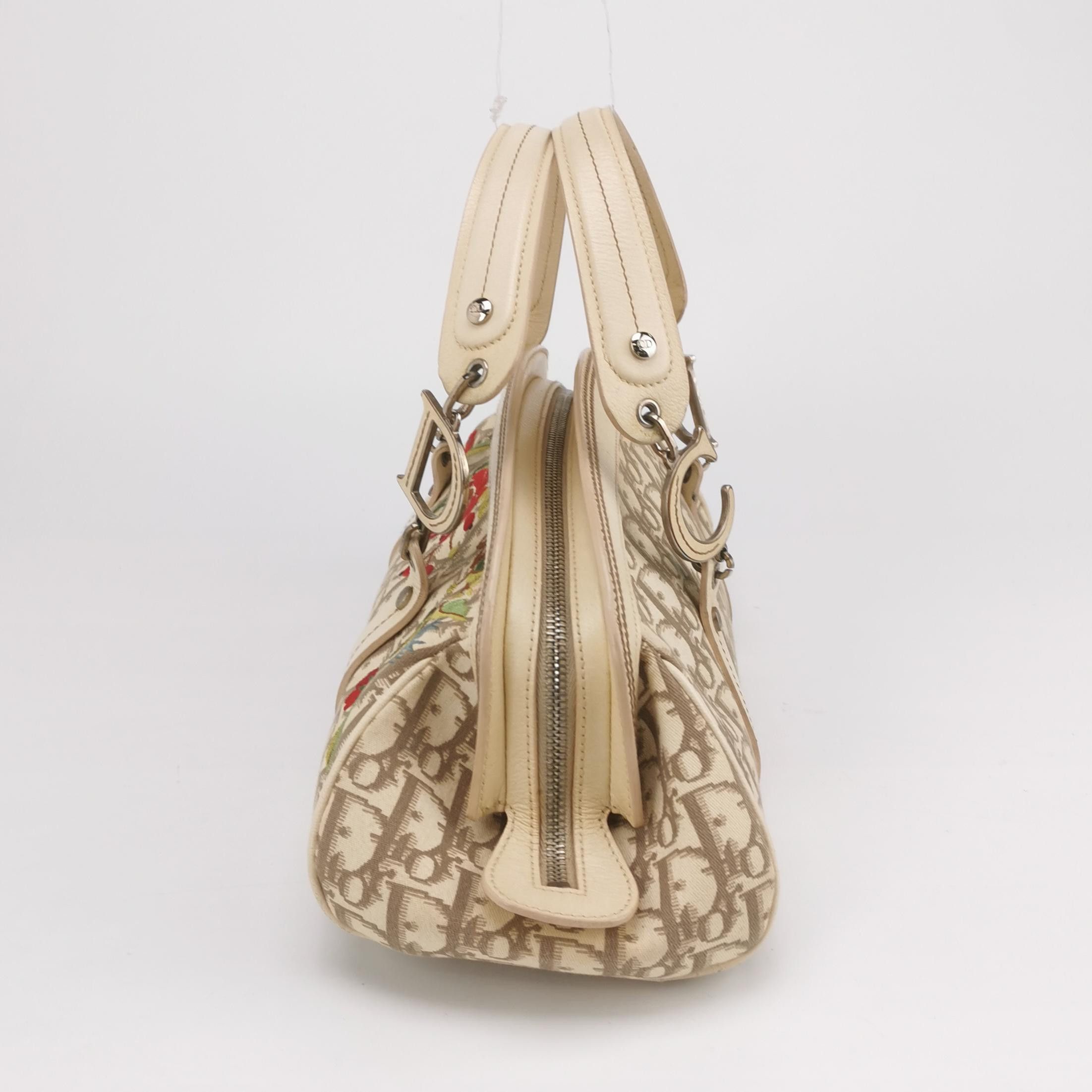 Dior Dior Women os Tote Bags Size ONE SIZE - 3 Thumbnail
