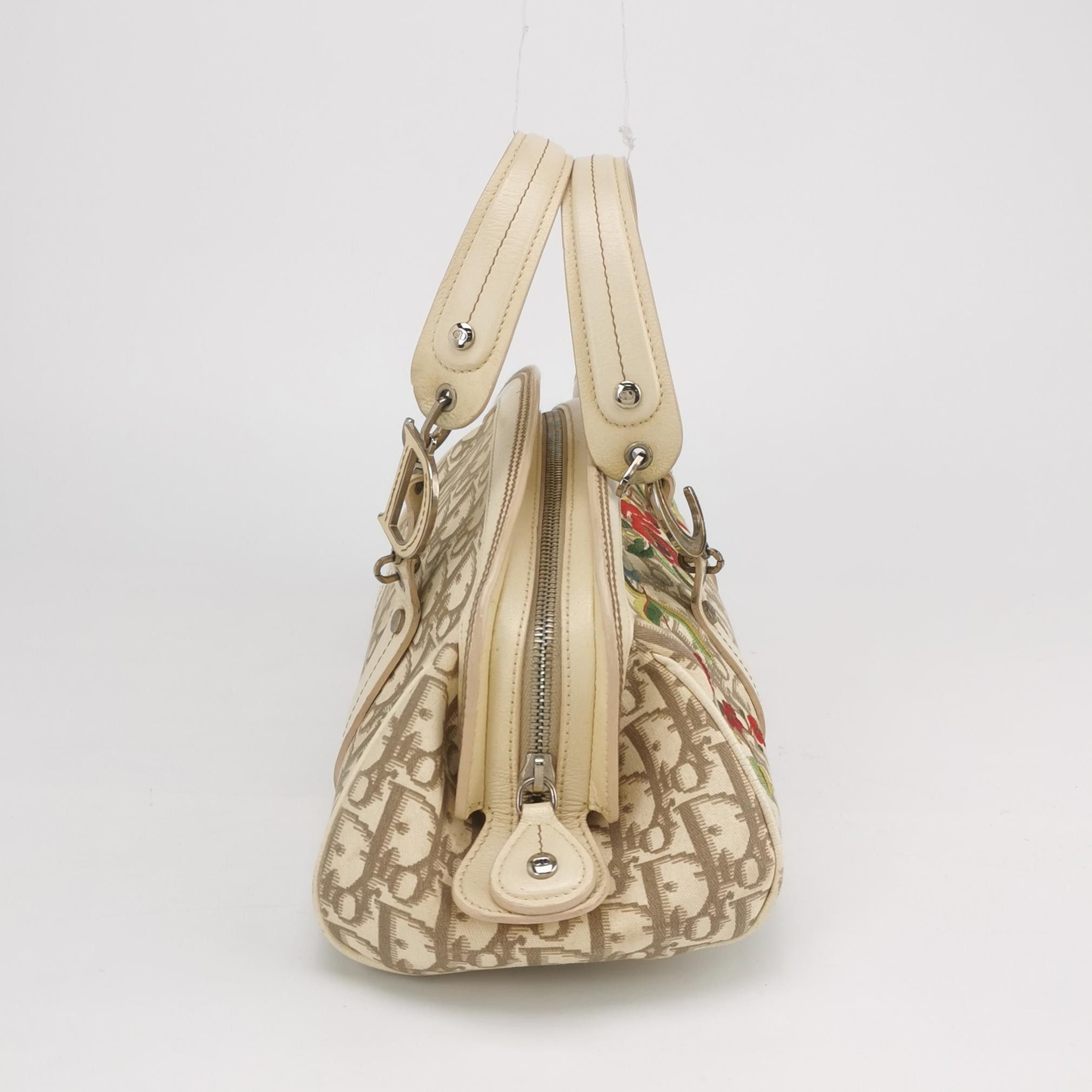 Dior Dior Women os Tote Bags Size ONE SIZE - 4 Thumbnail