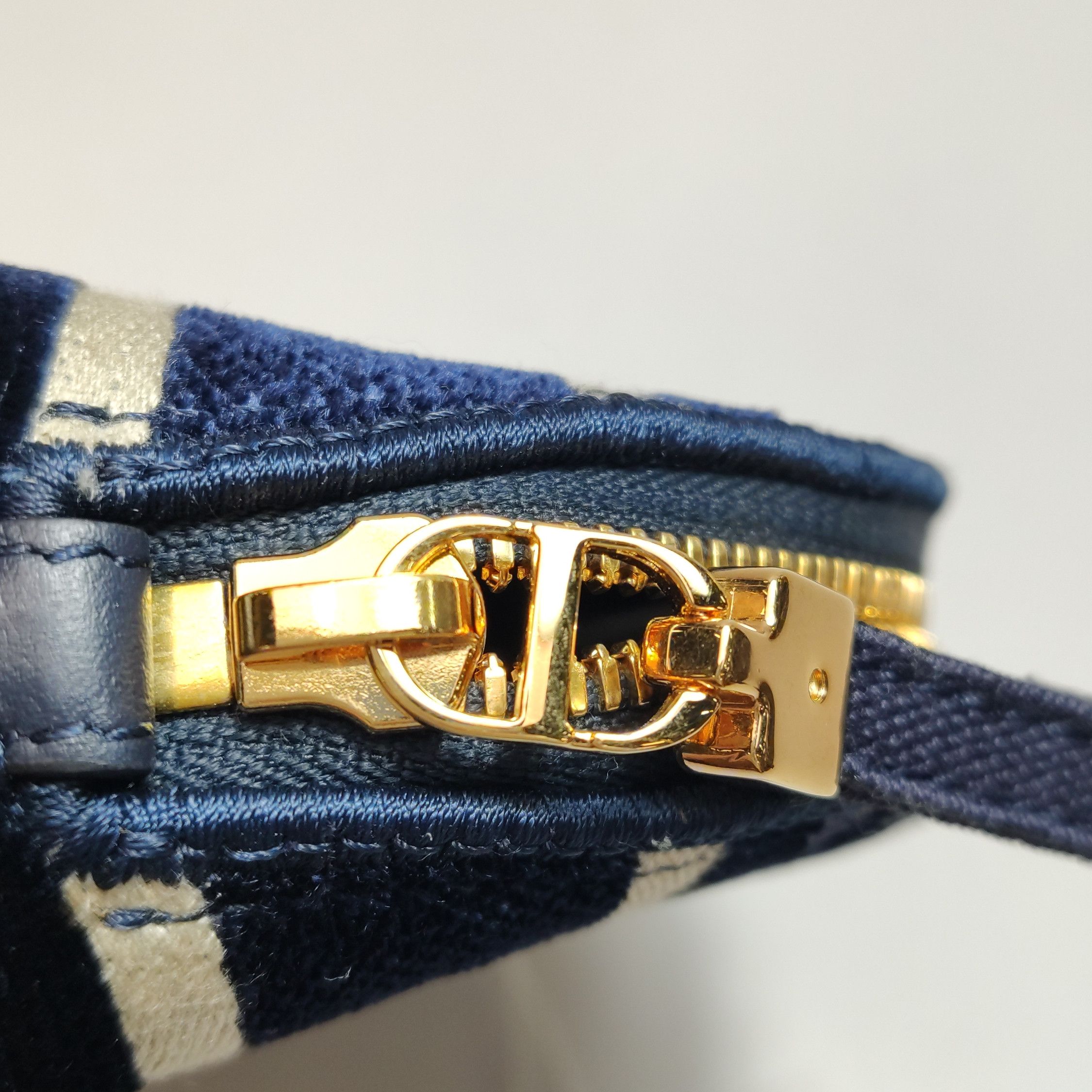 Dior Dior Women os Clutches Size ONE SIZE - 12 Thumbnail