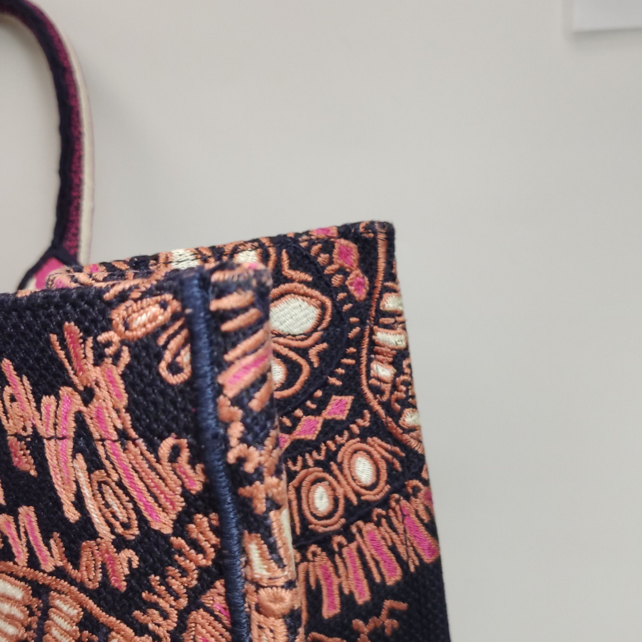 Dior Dior Women os Tote Bags Size ONE SIZE - 16 Thumbnail