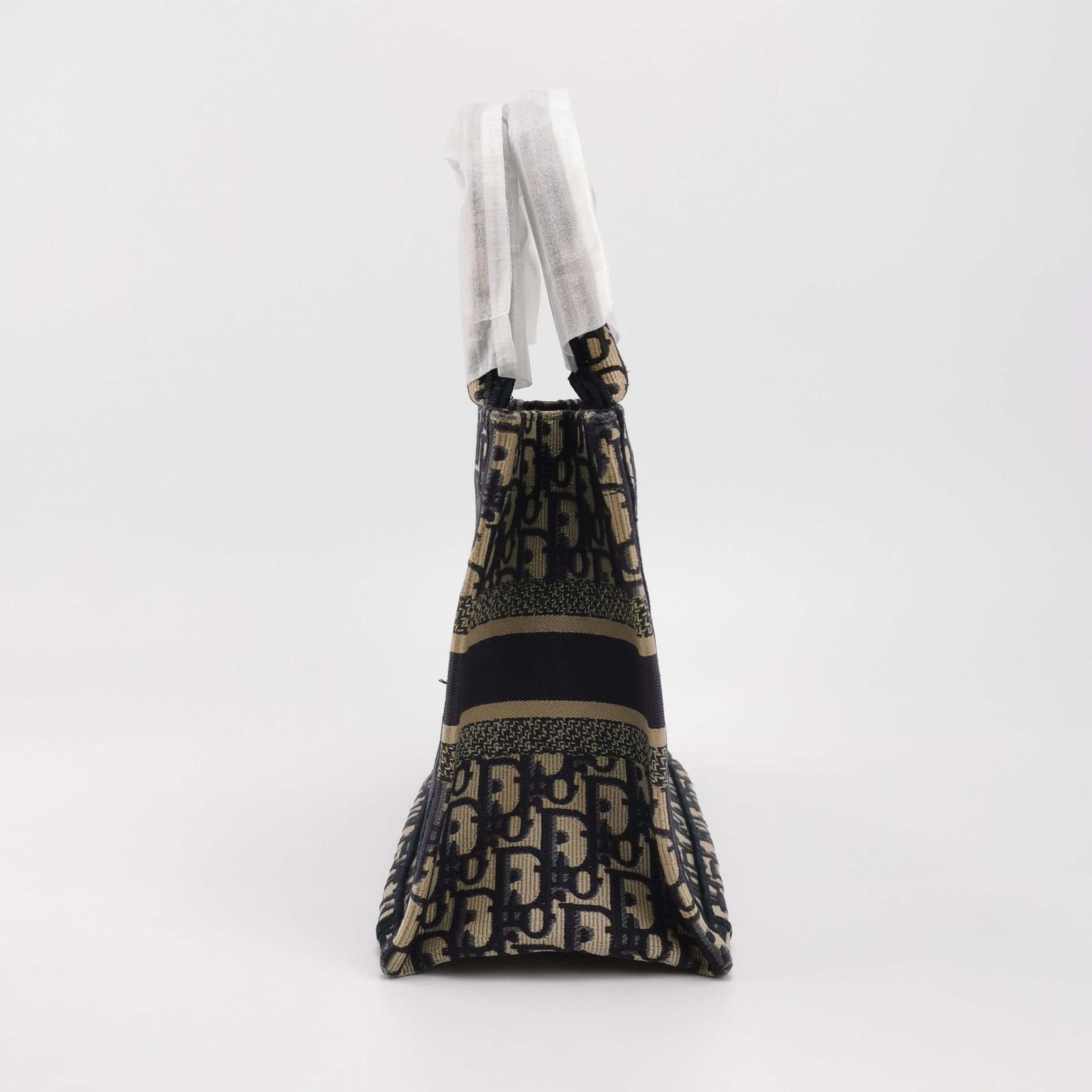 Dior Dior Women os Tote Bags Size ONE SIZE - 4 Thumbnail