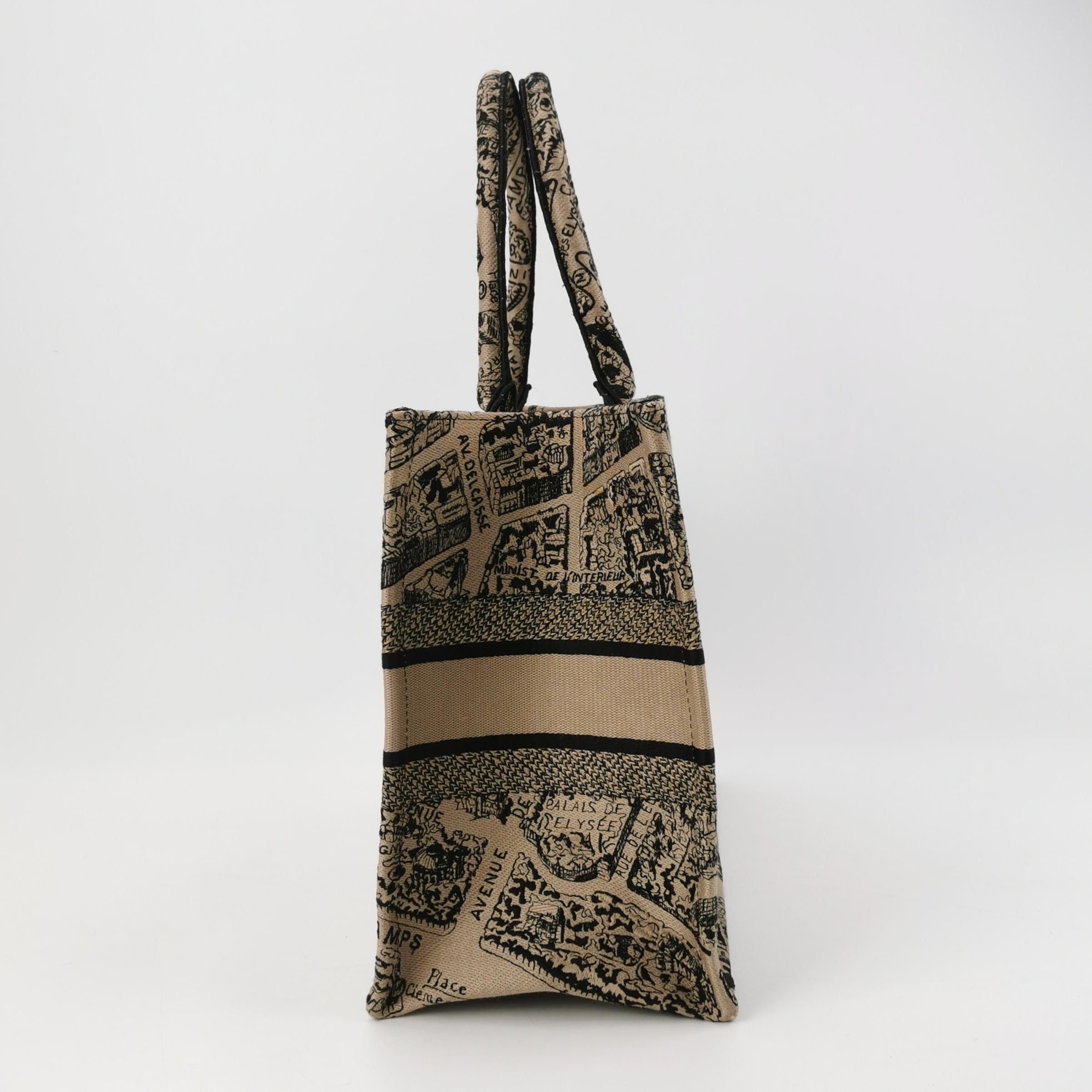 Dior Dior Women os Tote Bags Size ONE SIZE - 3 Thumbnail