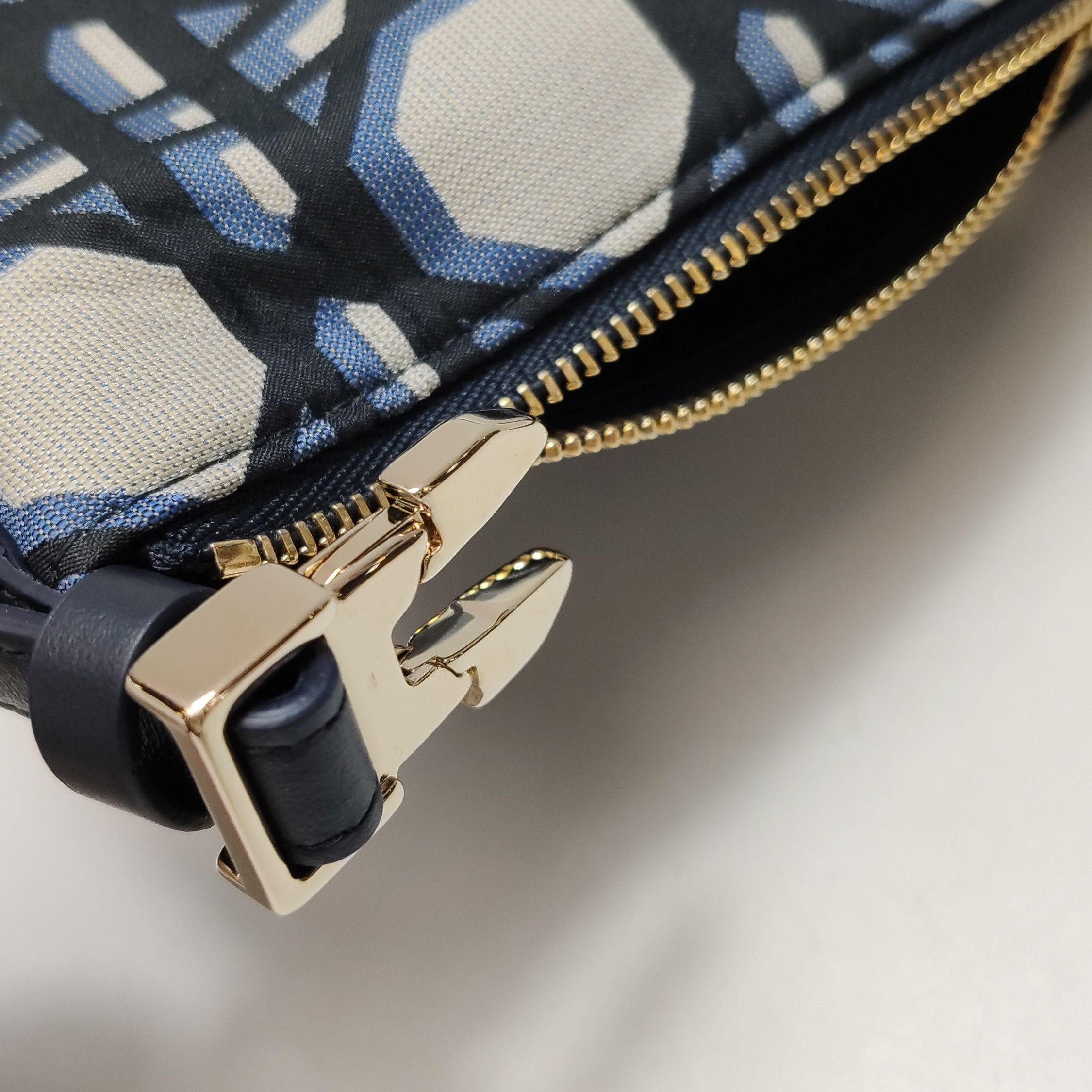 Dior Dior Women os Tote Bags Size ONE SIZE - 10 Thumbnail