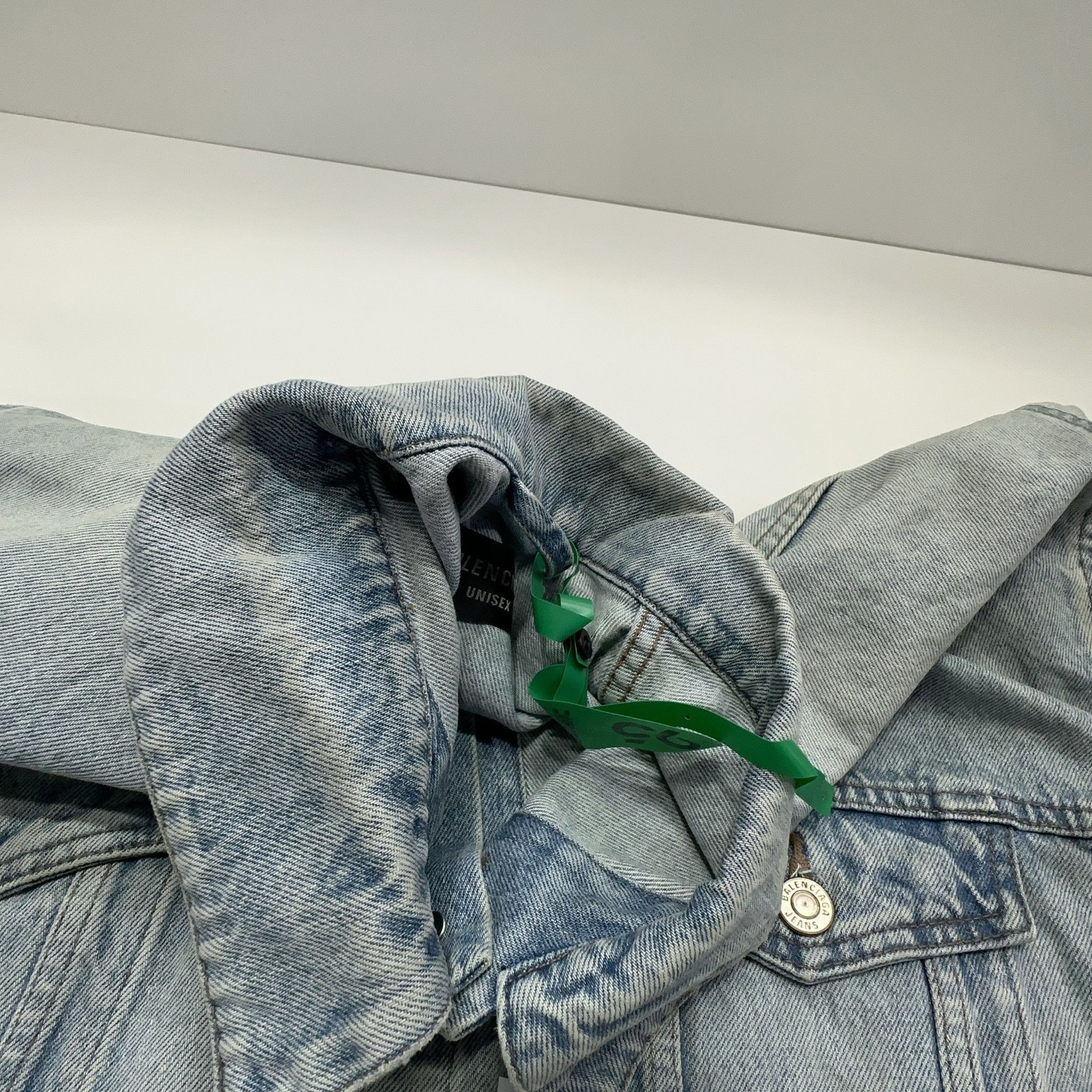 Balenciaga Balenciaga Washed Denim Jacket Size L Size US L / EU 52-54 / 3 - 6 Thumbnail