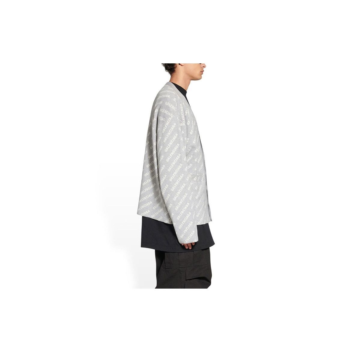 Balenciaga Balenciaga All-Over Logo Cardigan Size L Size US L / EU 52-54 / 3 - 9 Thumbnail