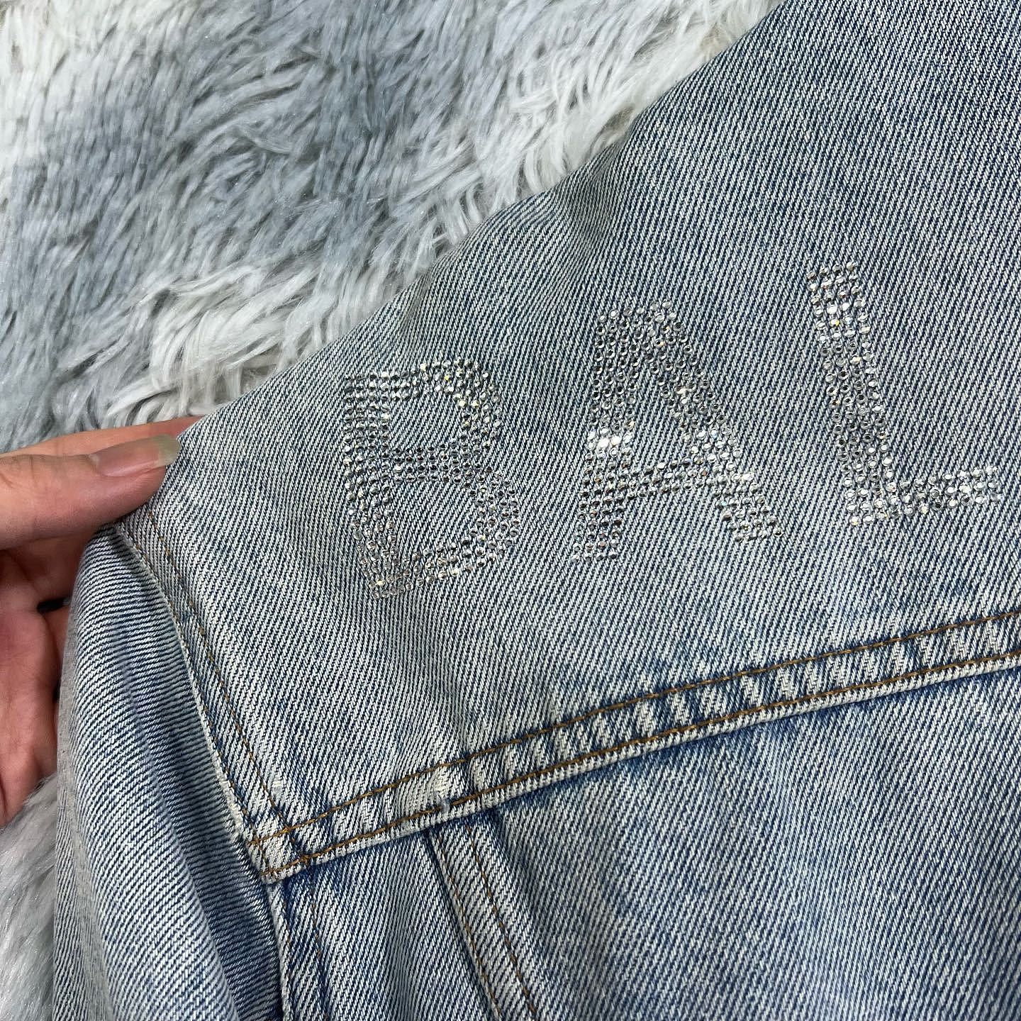 Balenciaga Balenciaga Rhinestone Logo Denim Jacket Size 36 Size XS / US 0-2 / IT 36-38 - 5 Thumbnail