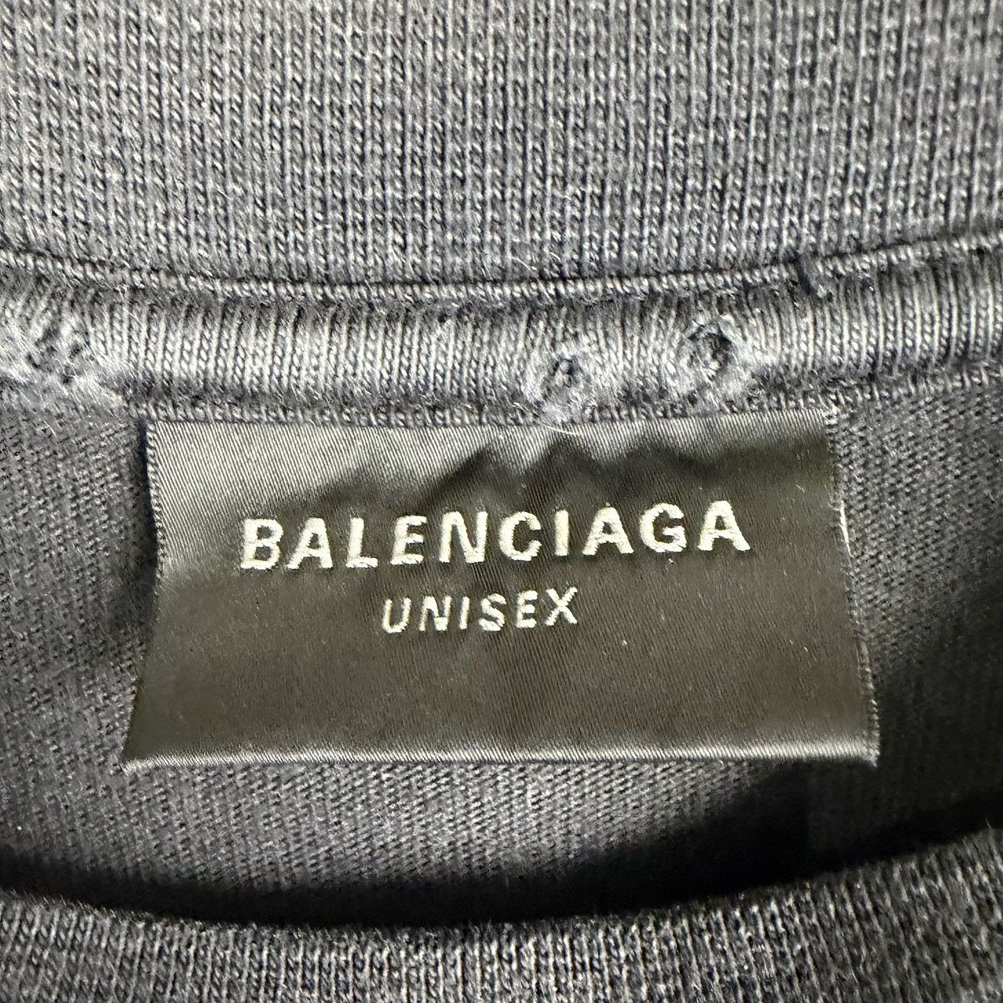 Balenciaga Balenciaga Crest Logo T-Shirt Size M Size US M / EU 48-50 / 2 - 3 Thumbnail