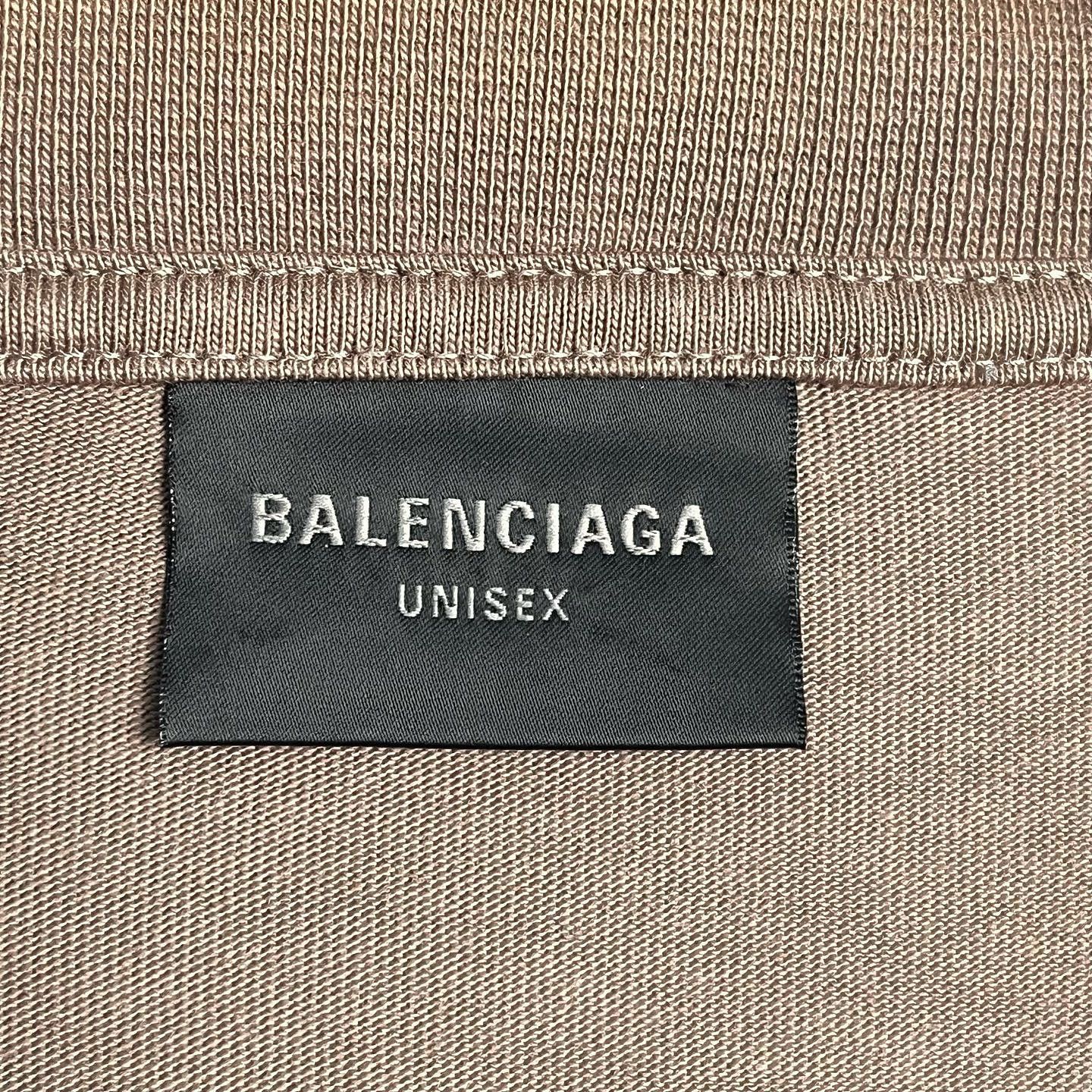Balenciaga Balenciaga Logo Long Sleeve T-Shirt Size L Size US L / EU 52-54 / 3 - 3 Thumbnail