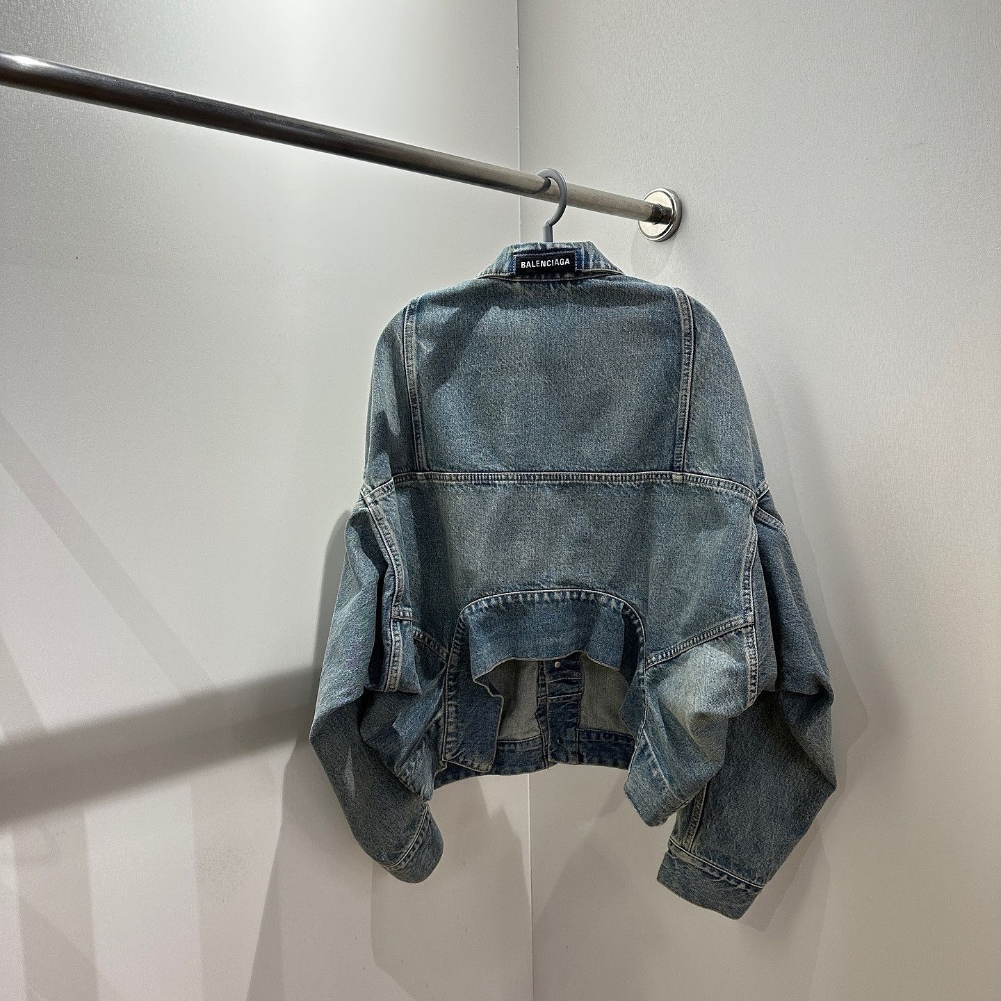 Balenciaga Balenciaga Logo Denim Jacket Size 34 Size XS / US 0-2 / IT 36-38 - 2 Thumbnail