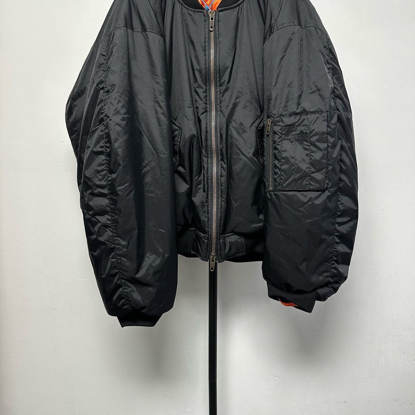 Balenciaga Balenciaga Padded Nylon Bomber Jacket Size M Size US M / EU 48-50 / 2 - 5 Thumbnail