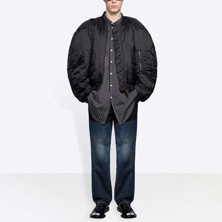 Balenciaga Balenciaga Padded Nylon Bomber Jacket Size M Size US M / EU 48-50 / 2 - 7 Thumbnail