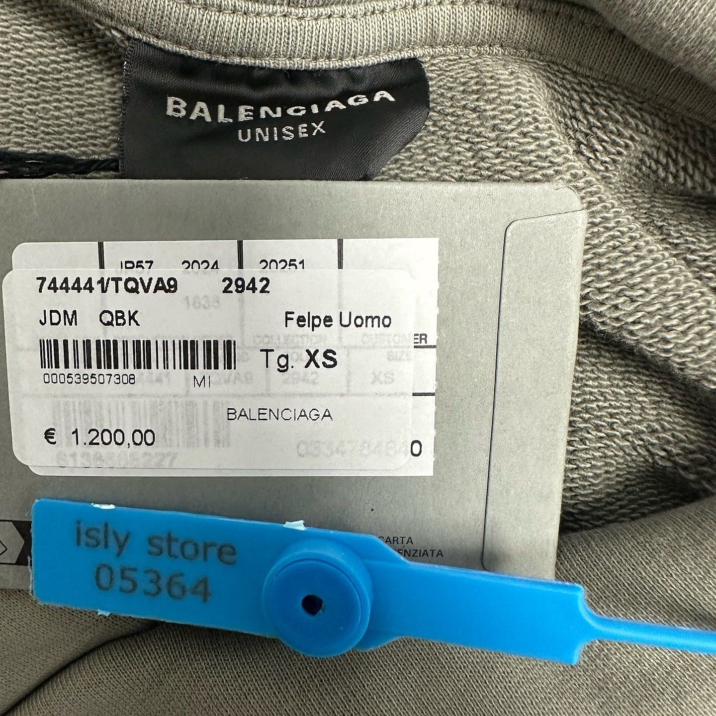 Balenciaga Balenciaga Logo Tape Distressed Hoodie Size XS Size US XS / EU 42 / 0 - 3 Thumbnail